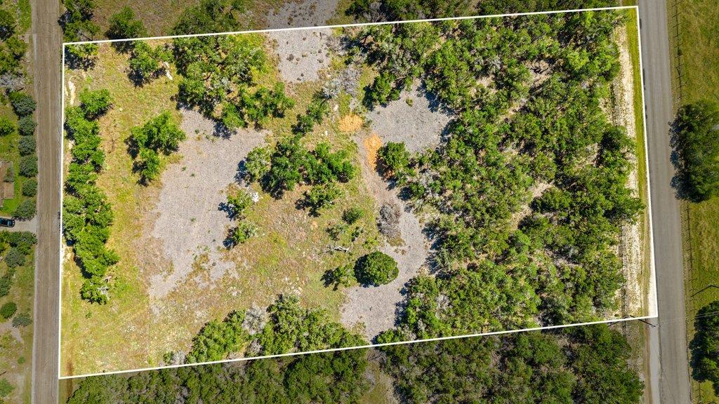 300 Stonegate Ln, Dripping Springs, TX 78620
