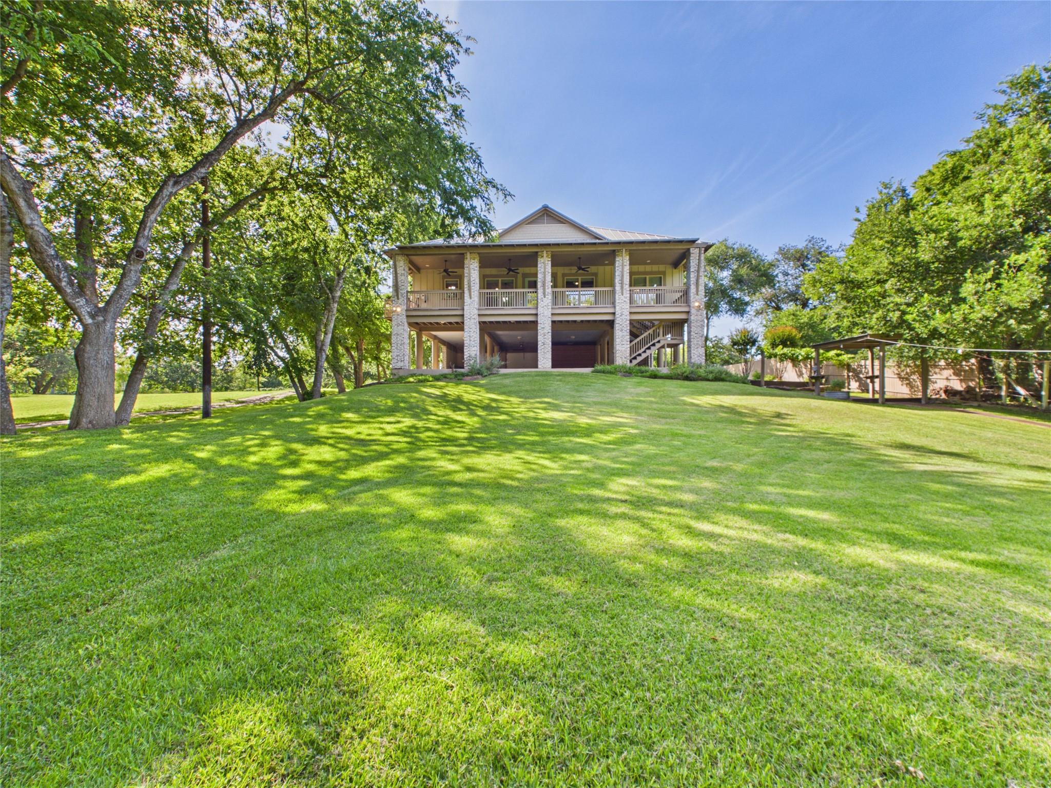 1238 Sleepy Hollow Ln, New Braunfels, TX 78130
