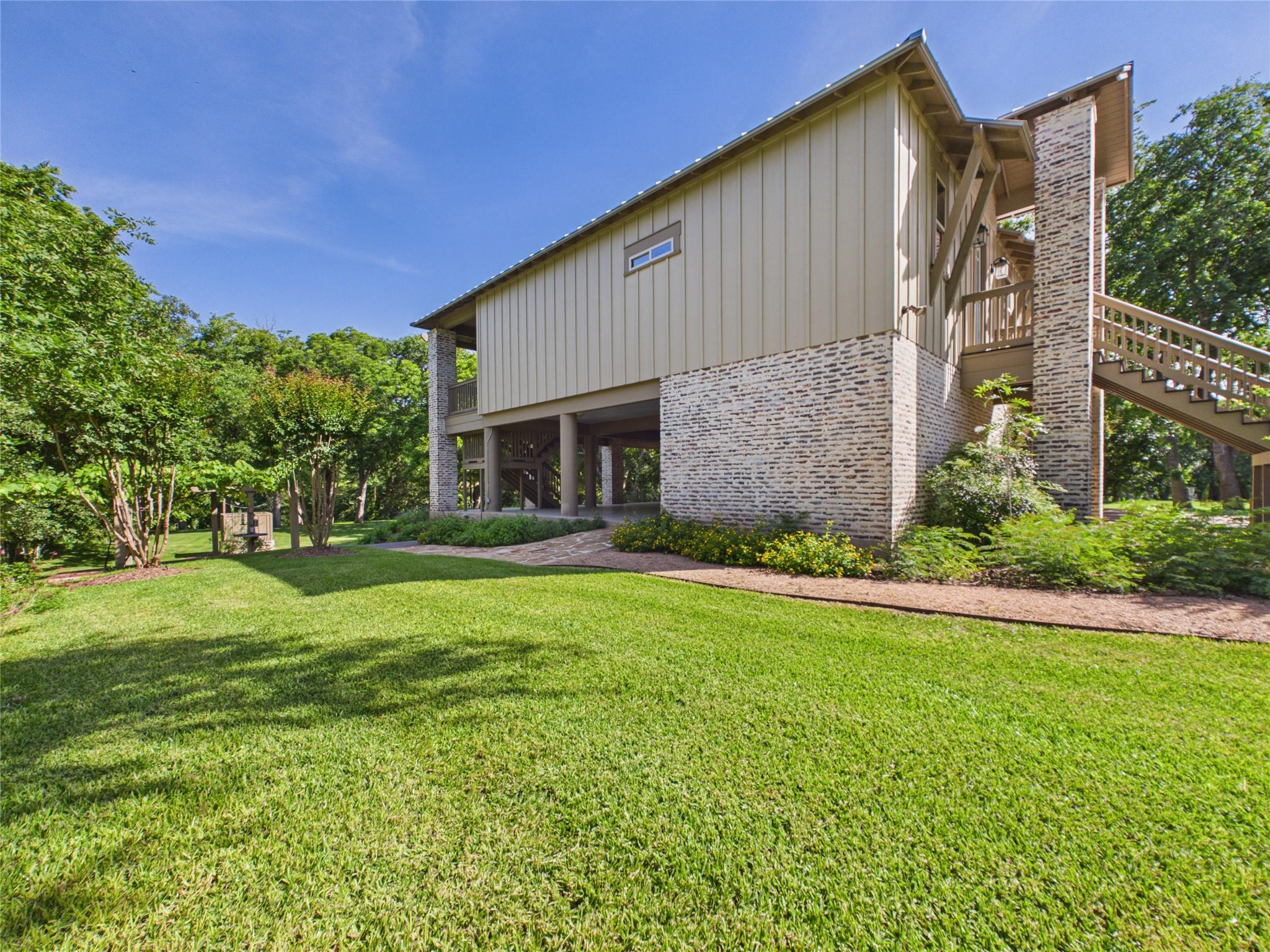 1238 Sleepy Hollow Ln, New Braunfels, TX 78130