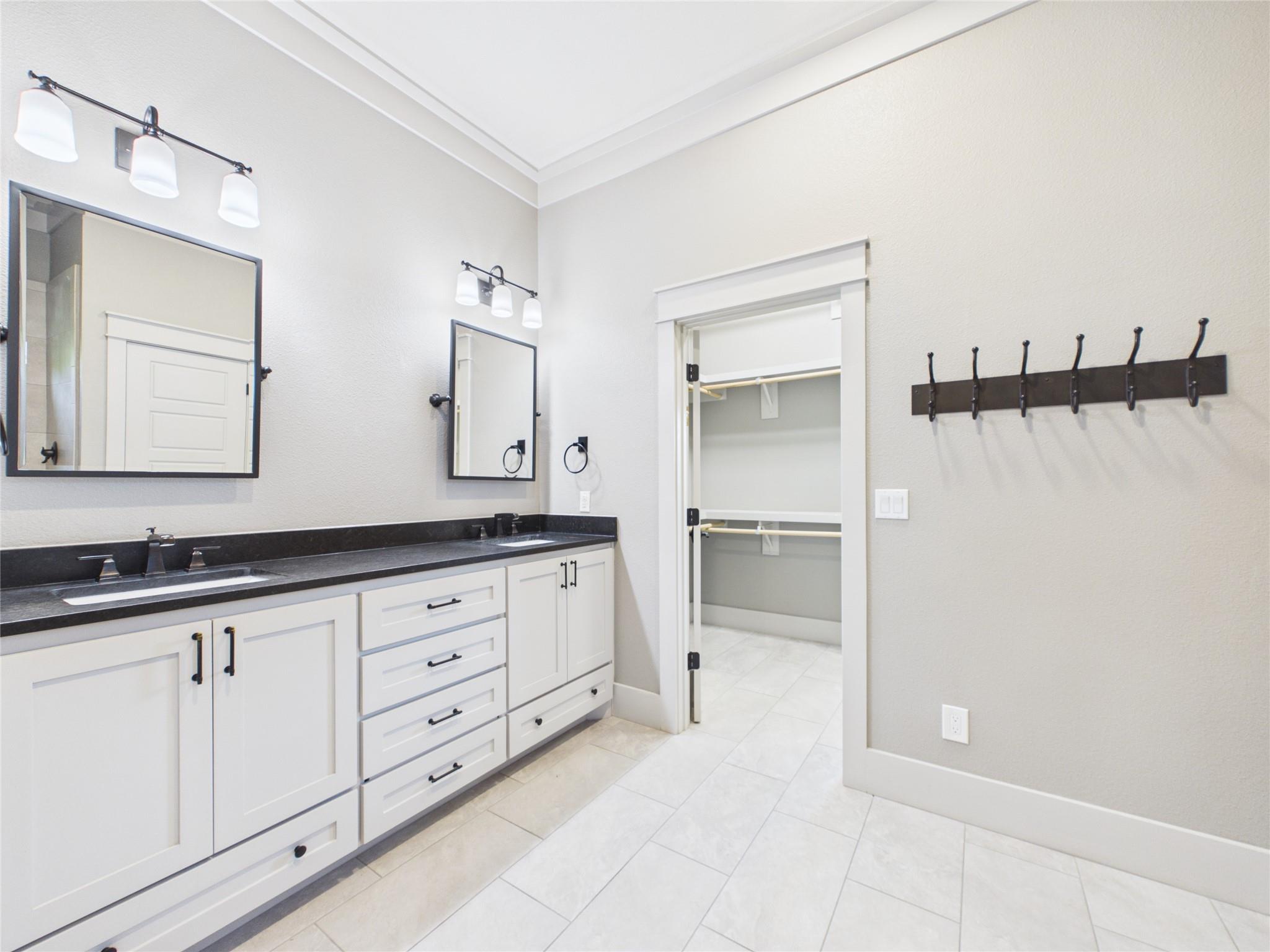 1238 Sleepy Hollow Ln, New Braunfels, TX 78130