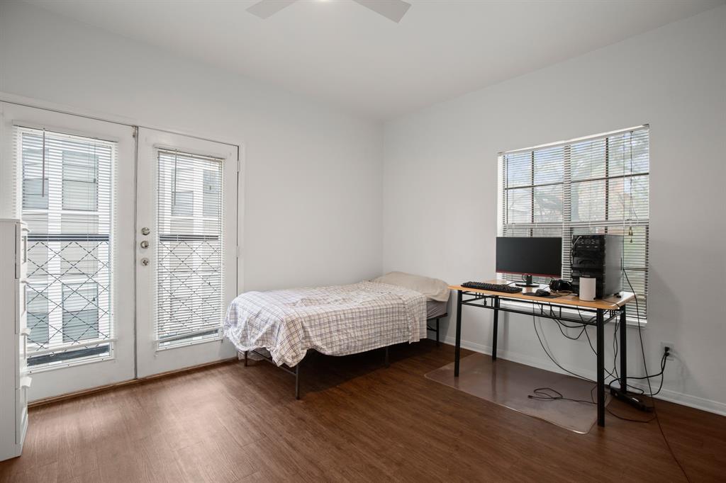 2217 W San Gabriel St # 304, Austin, TX 78705
