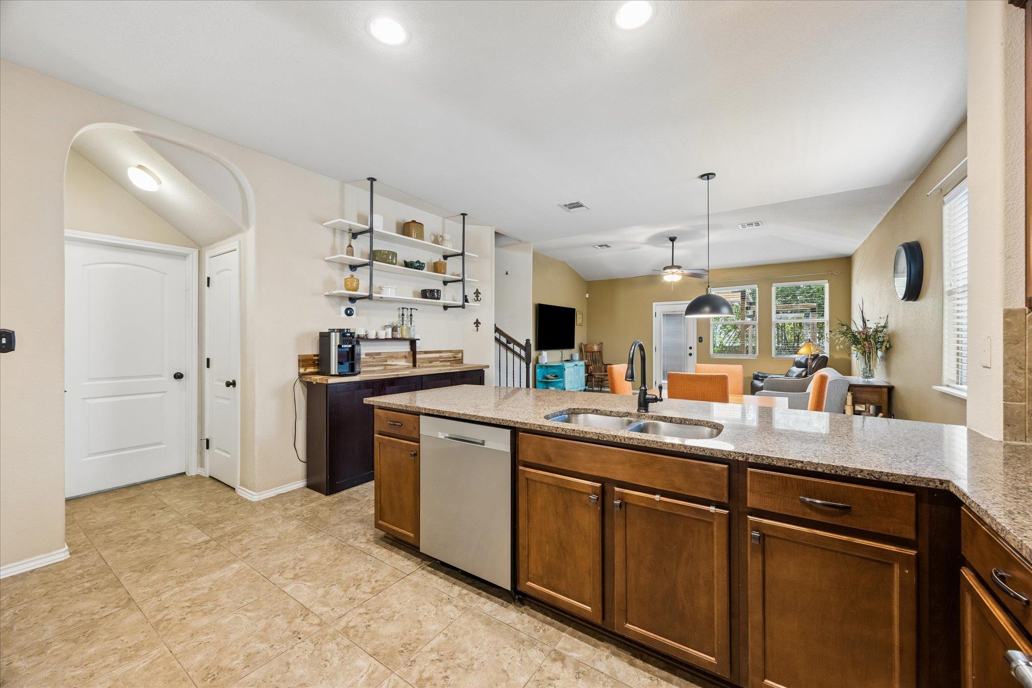 1521 Heep Run, Buda, TX 78610