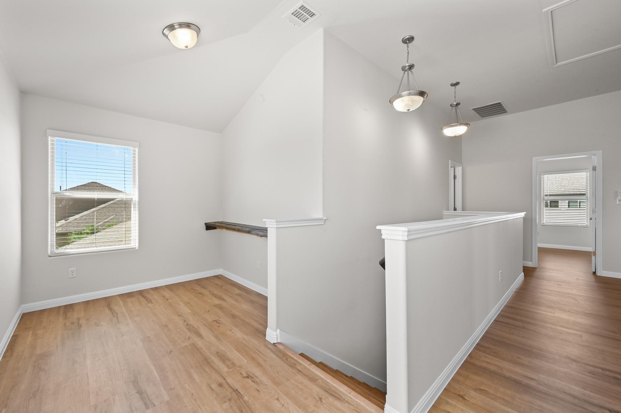 351 Wincliff Dr, Buda, TX 78610