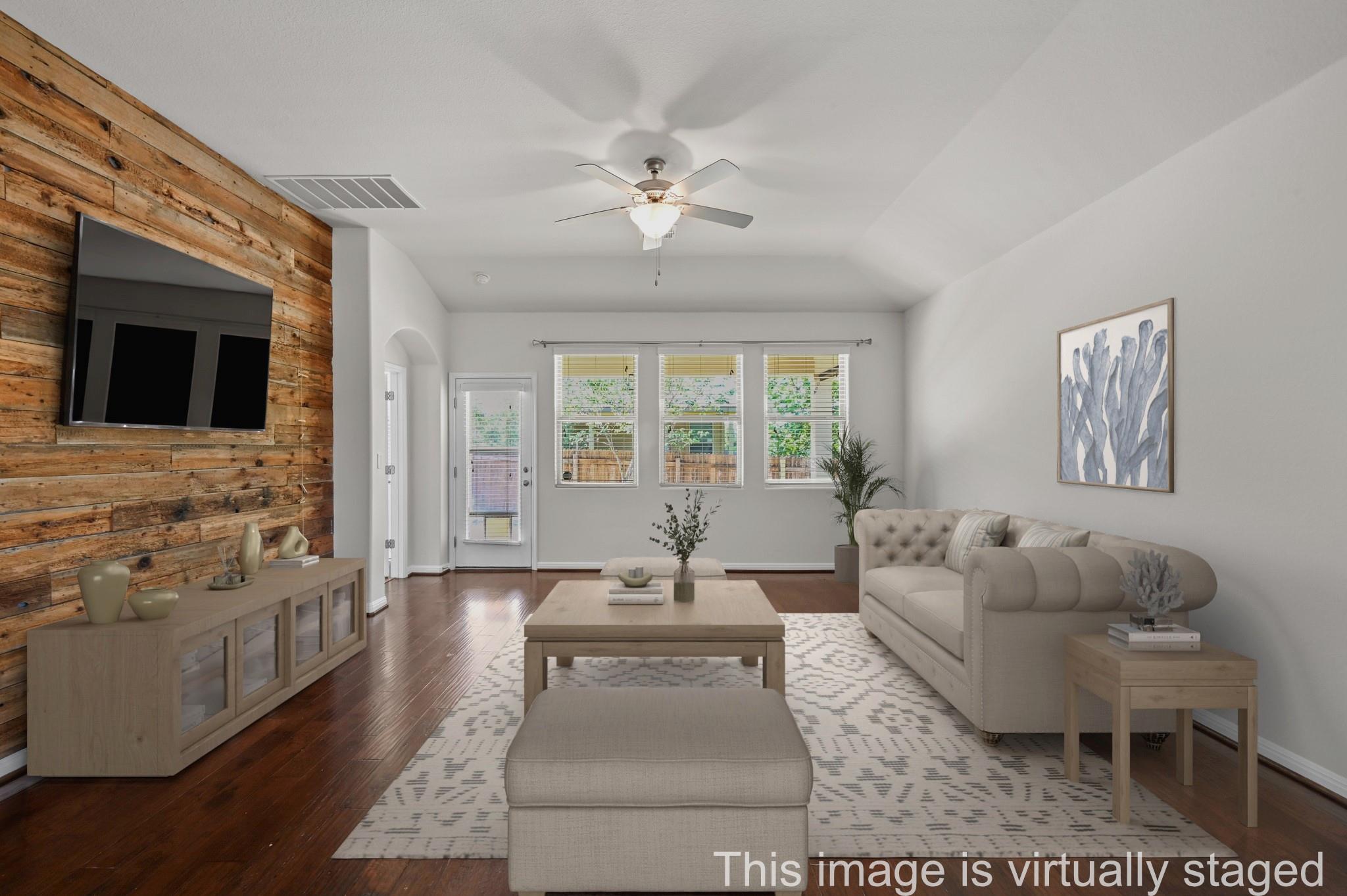 351 Wincliff Dr, Buda, TX 78610