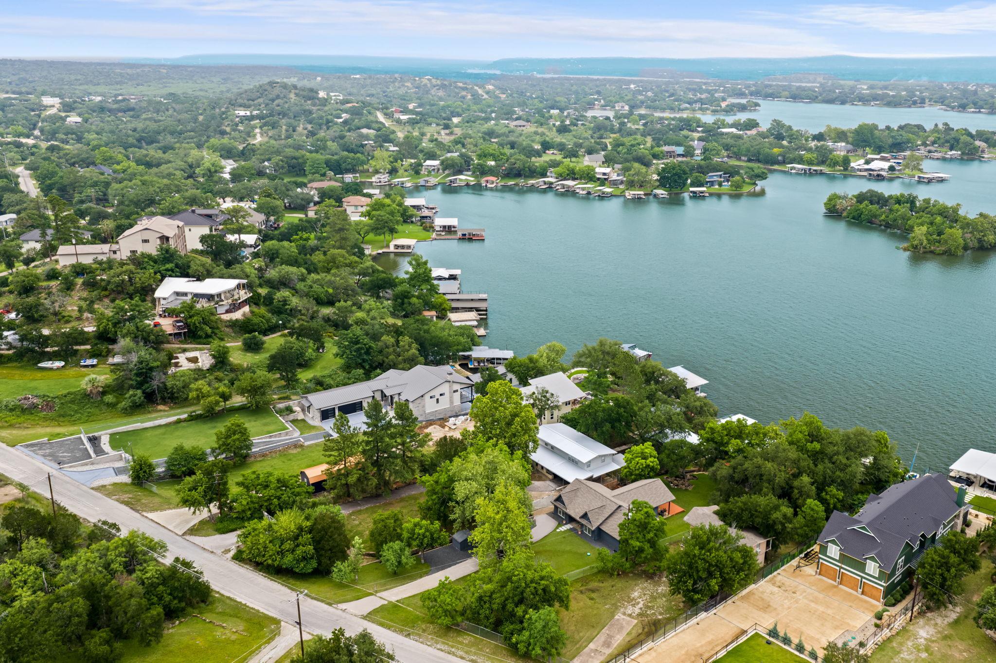 111 Inspiration Dr, Sunrise Beach, TX 78643