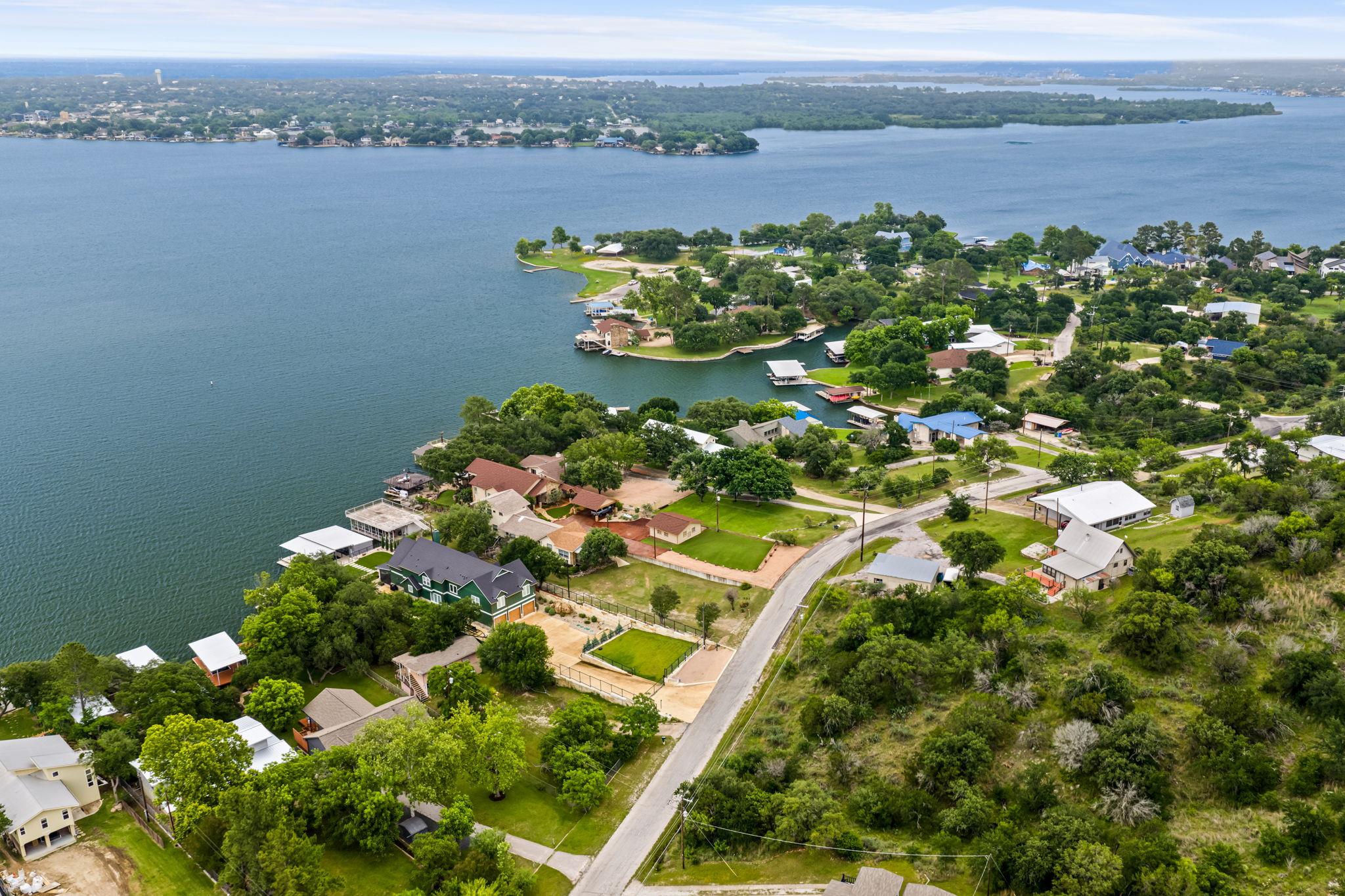 111 Inspiration Dr, Sunrise Beach, TX 78643