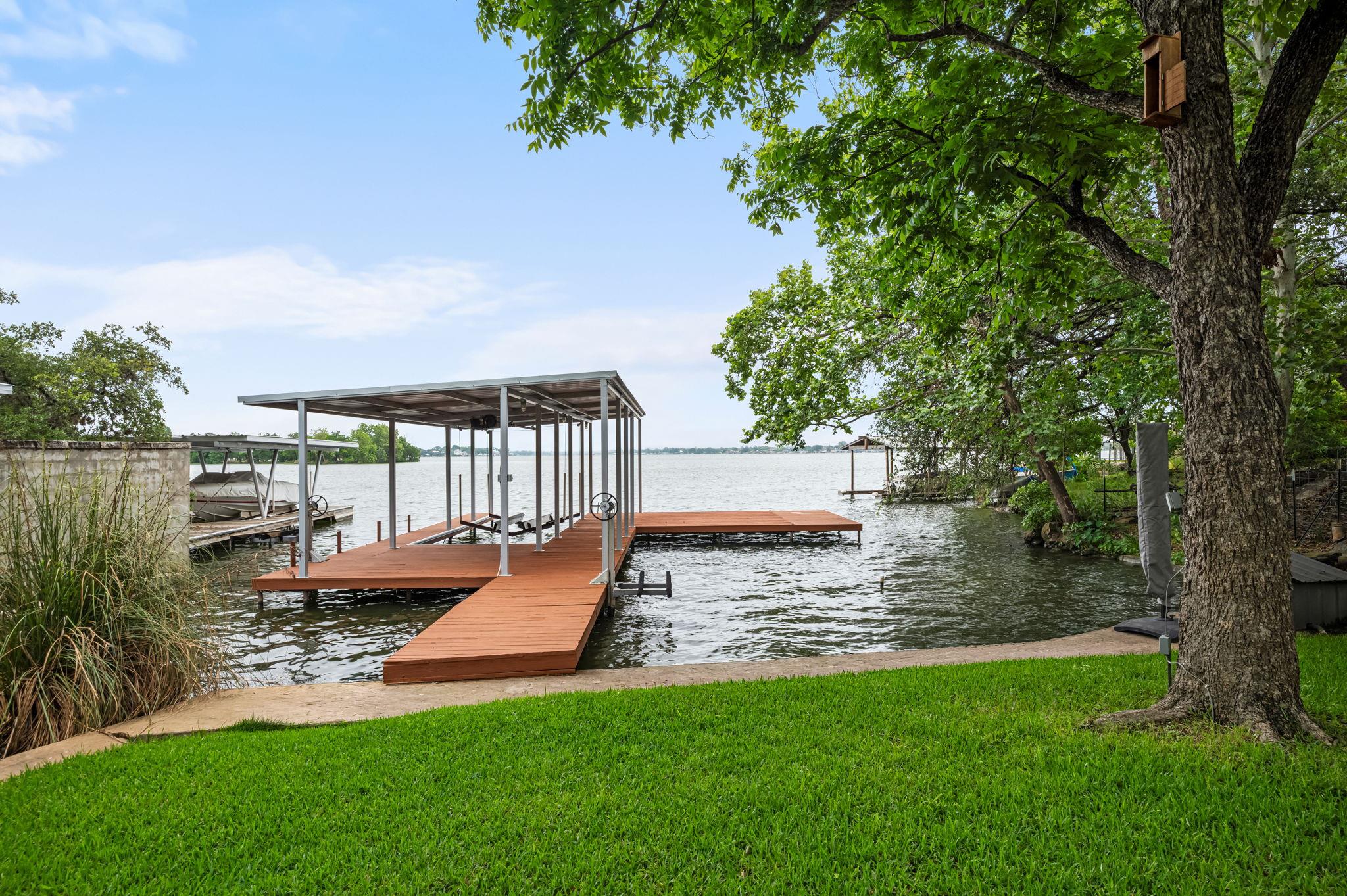 111 Inspiration Dr, Sunrise Beach, TX 78643
