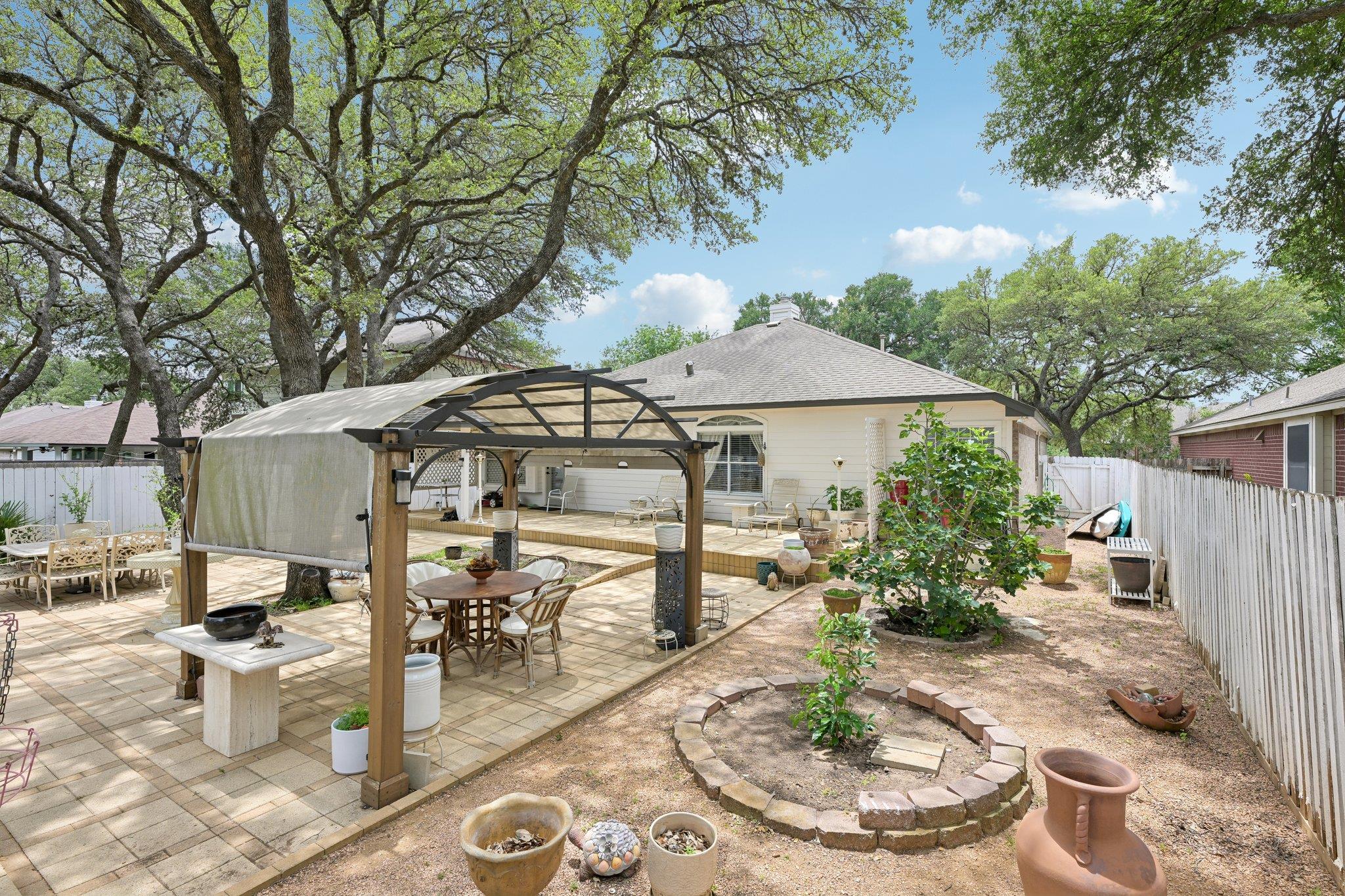 4824 Chesney Ridge Dr, Austin, TX 78749