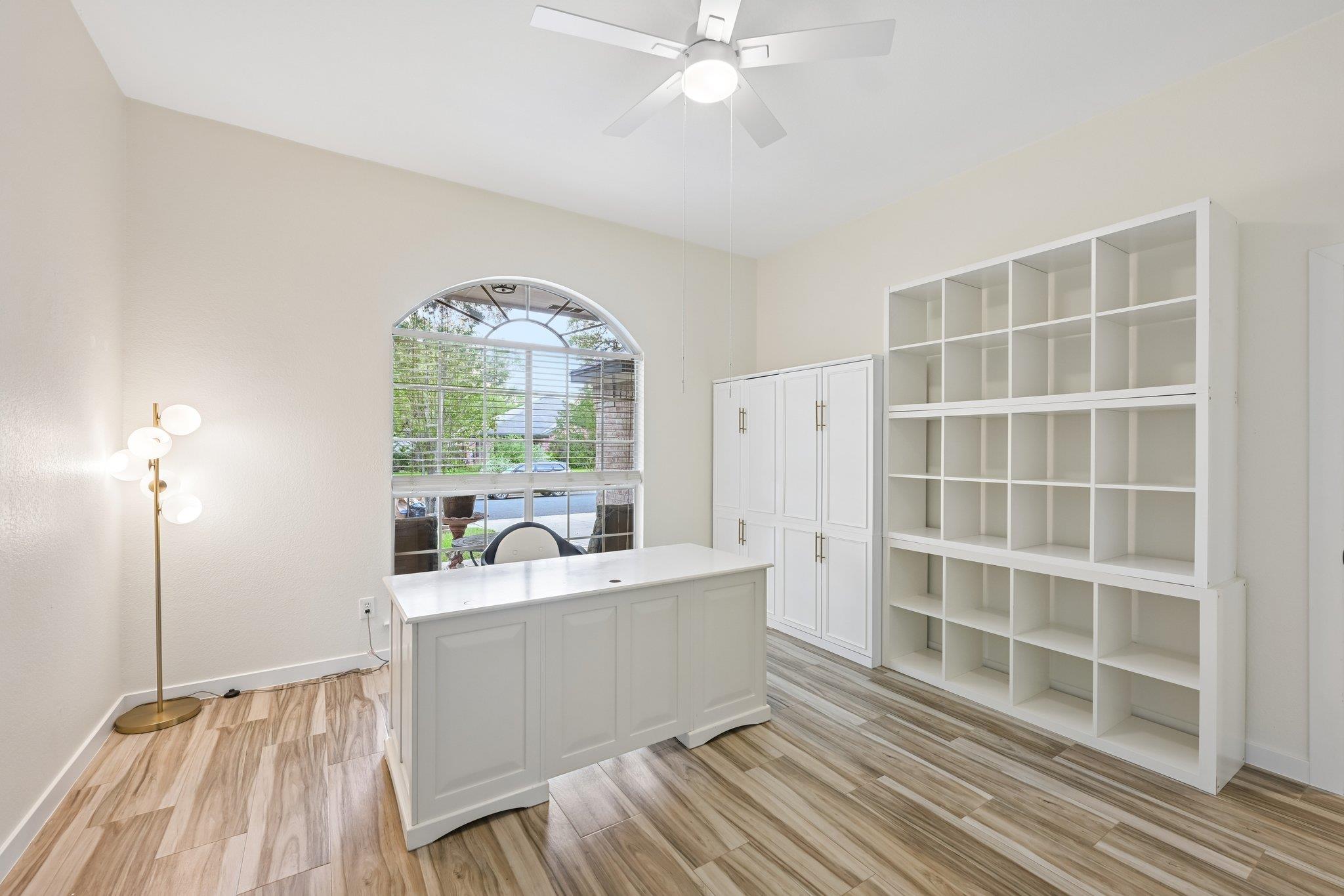 4824 Chesney Ridge Dr, Austin, TX 78749