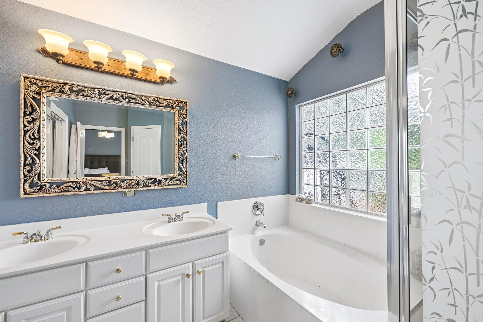 4824 Chesney Ridge Dr, Austin, TX 78749