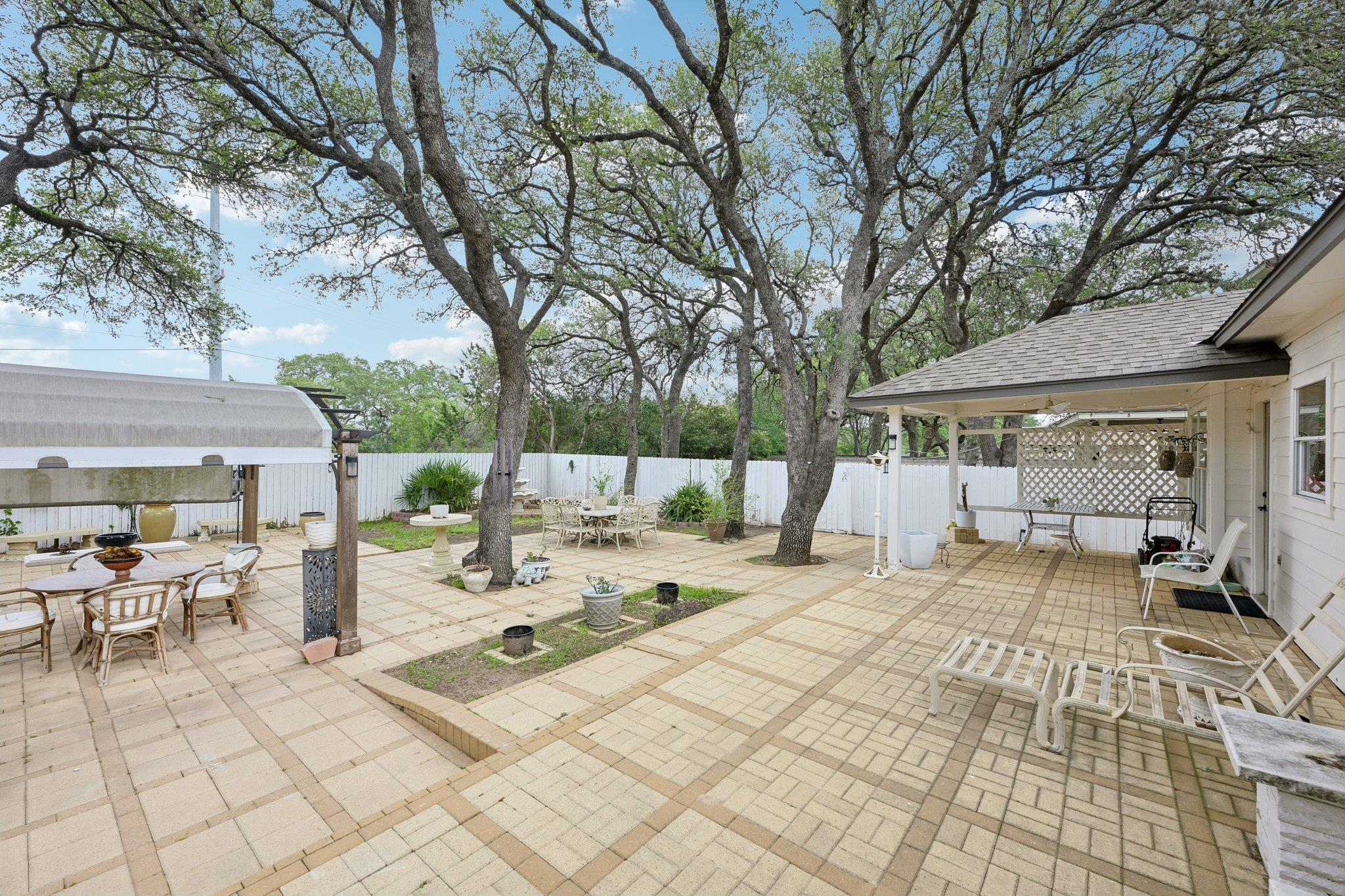 4824 Chesney Ridge Dr, Austin, TX 78749