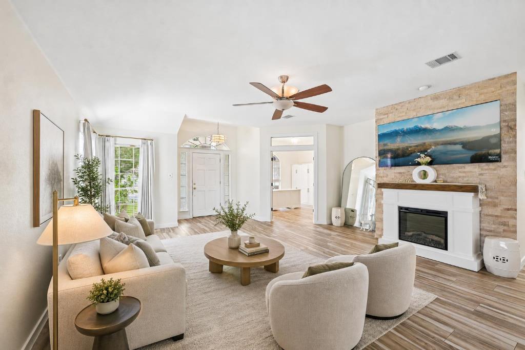 4824 Chesney Ridge Dr, Austin, TX 78749