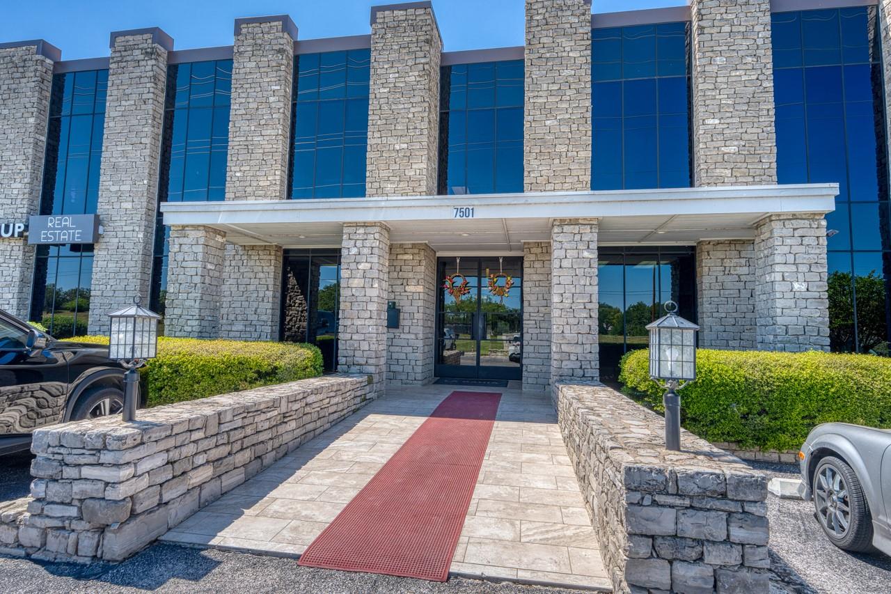 7501 W FM 2147, Horseshoe Bay, TX 78657