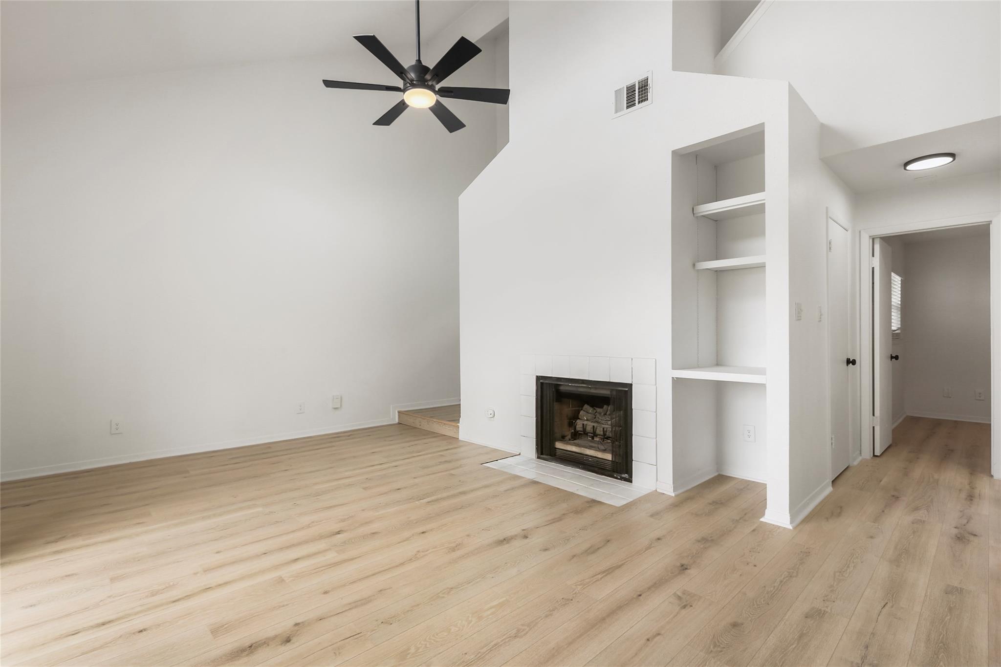 923 E 41st St # 201, Austin, TX 78751