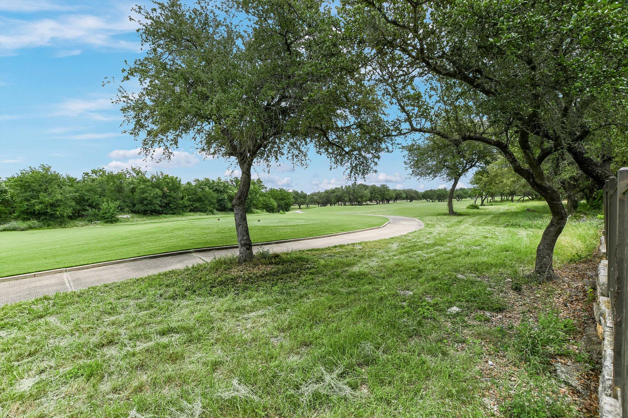 2300 Aldworth Dr, Cedar Park, TX 78613