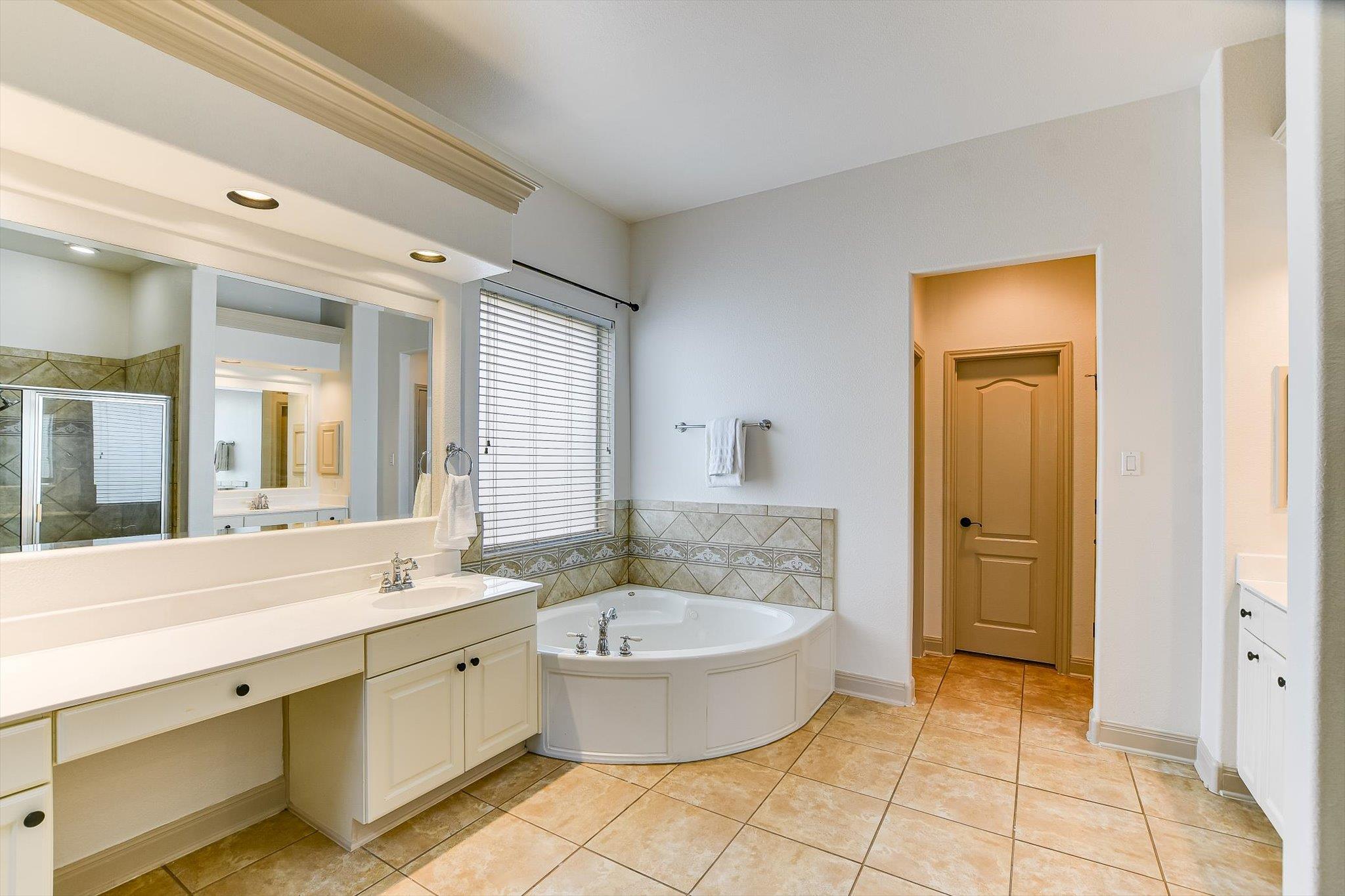 2300 Aldworth Dr, Cedar Park, TX 78613