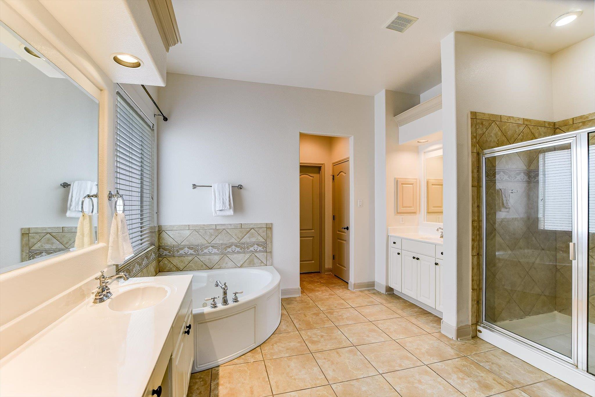 2300 Aldworth Dr, Cedar Park, TX 78613