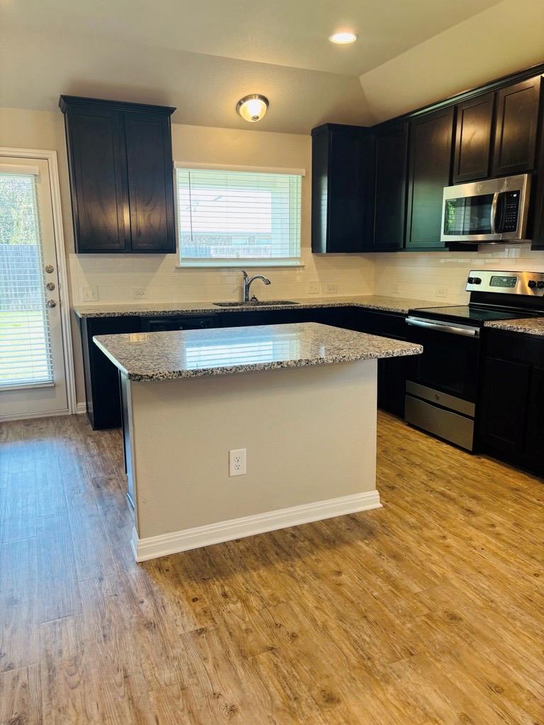 1414 Walden Pond Dr, Pflugerville, TX 78660