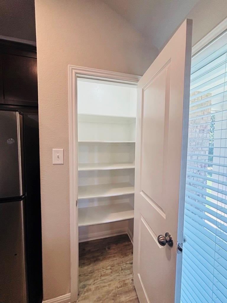 1414 Walden Pond Dr, Pflugerville, TX 78660