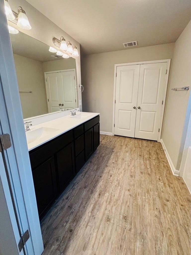 1414 Walden Pond Dr, Pflugerville, TX 78660