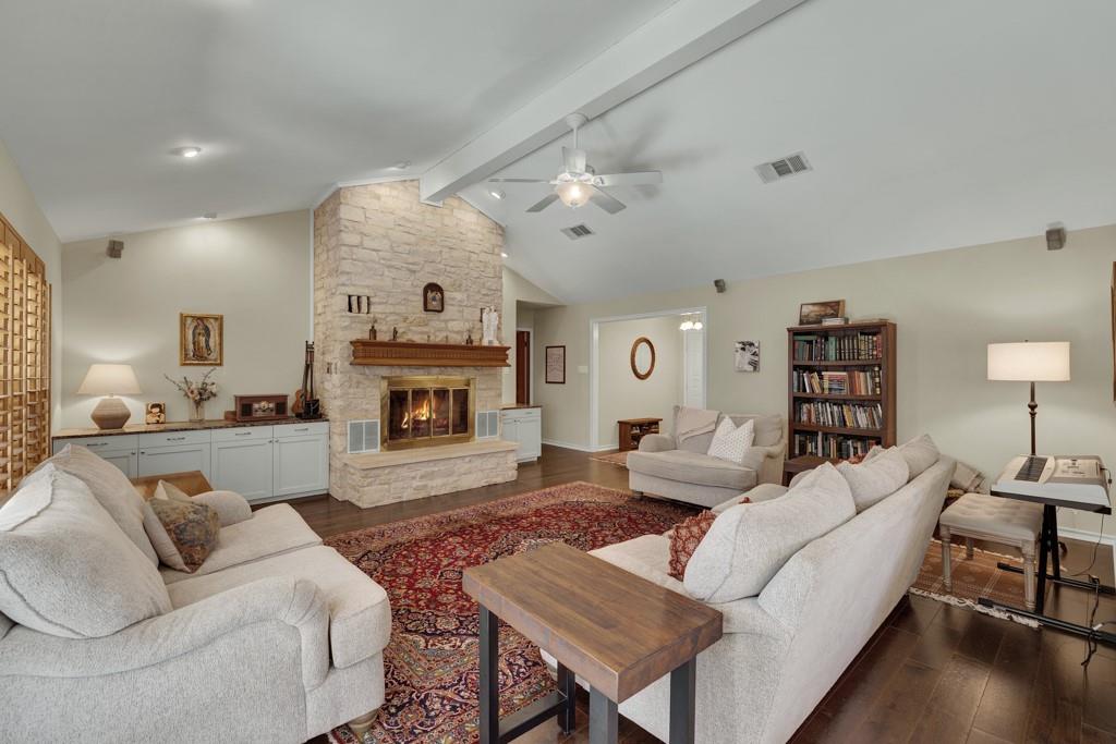 830 Palomino Ln # 1, San Marcos, TX 78666