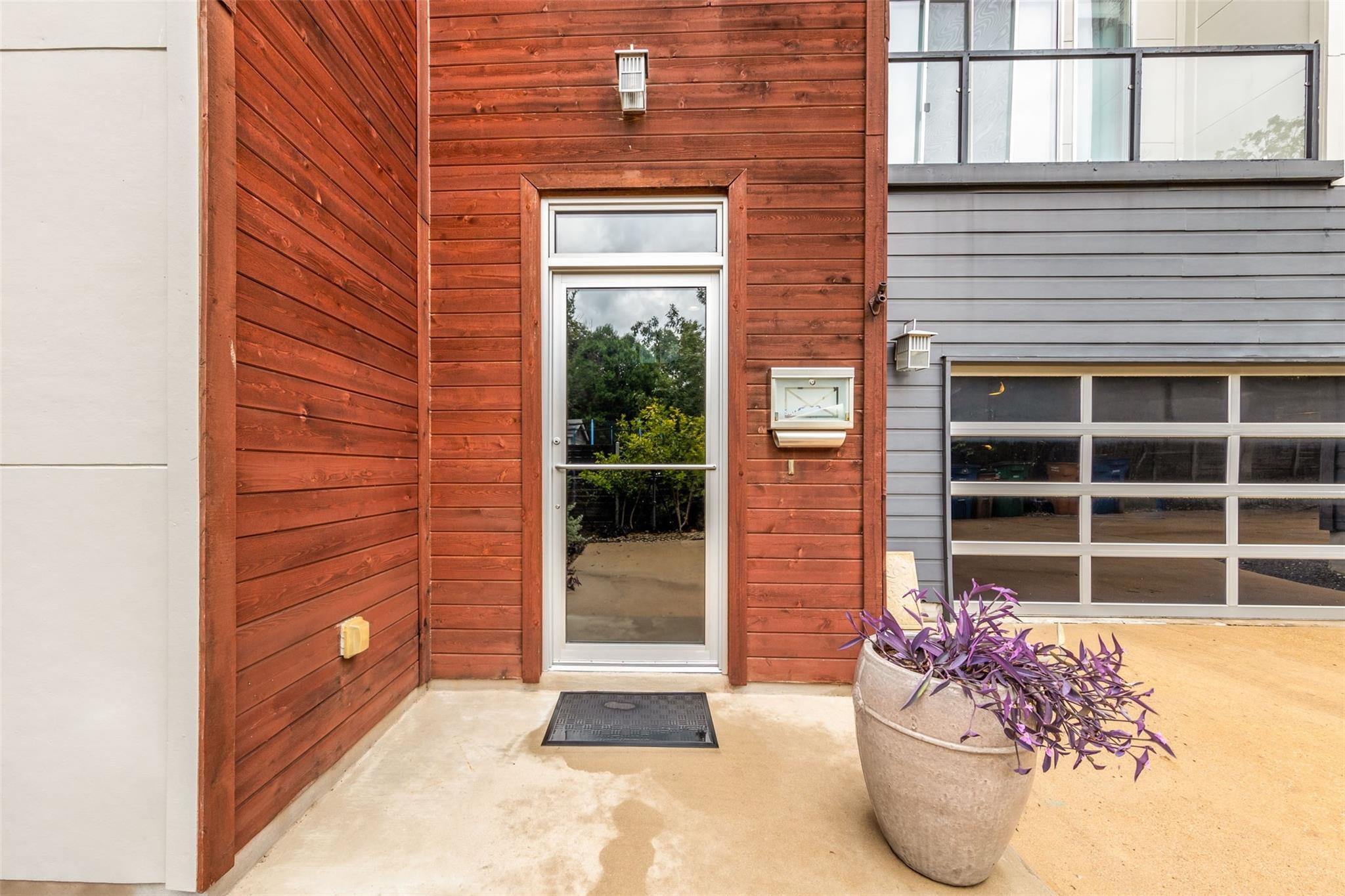 1902 Alegria Rd # B, Austin, TX 78757