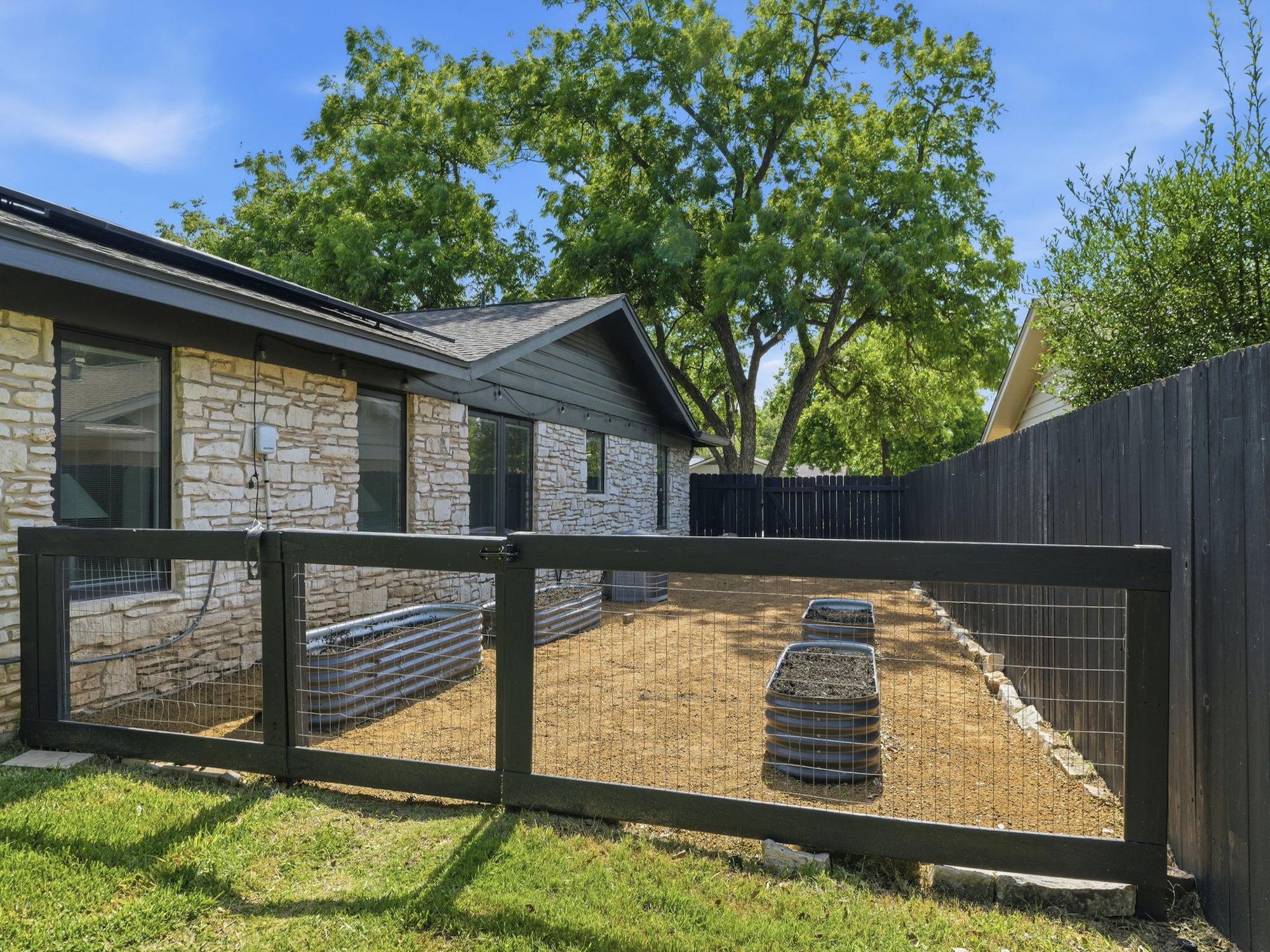 7600 Shoal Creek Blvd, Austin, TX 78757