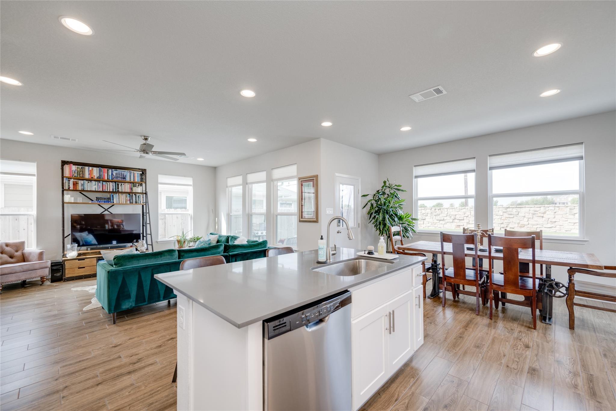 7948 Castelardo Pl, Round Rock, TX 78665