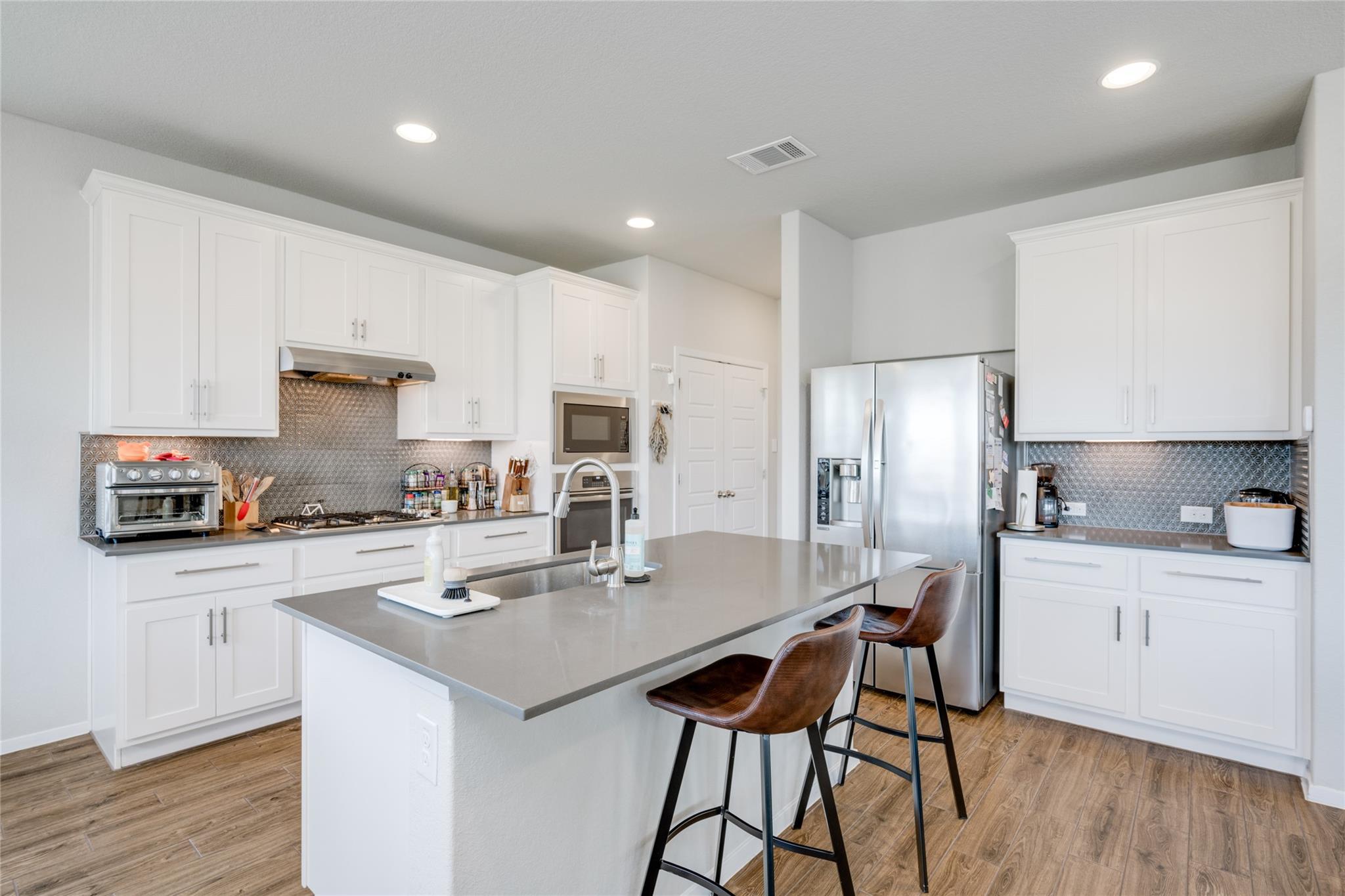7948 Castelardo Pl, Round Rock, TX 78665