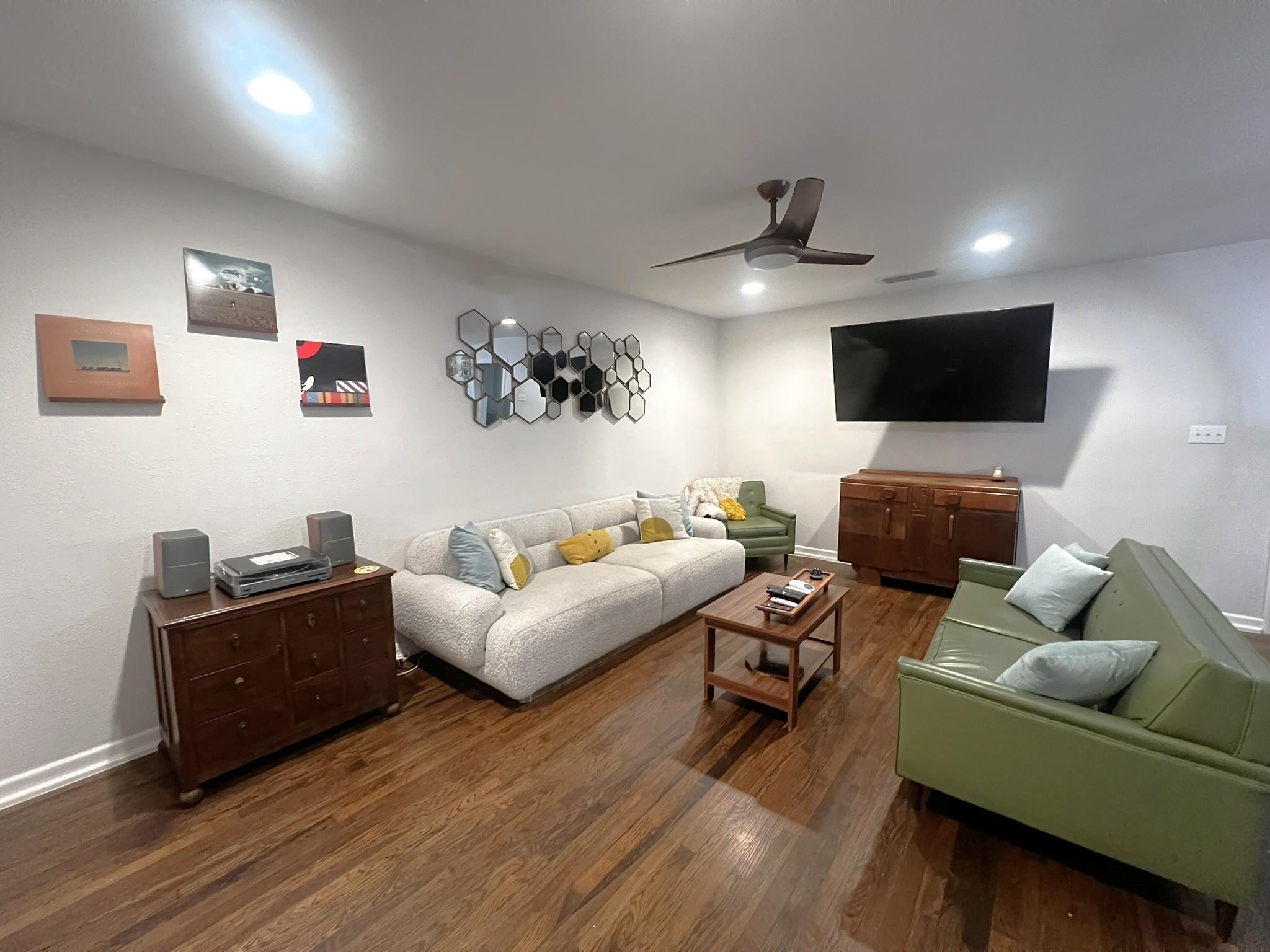 1311 Aggie Ln # A, Austin, TX 78757