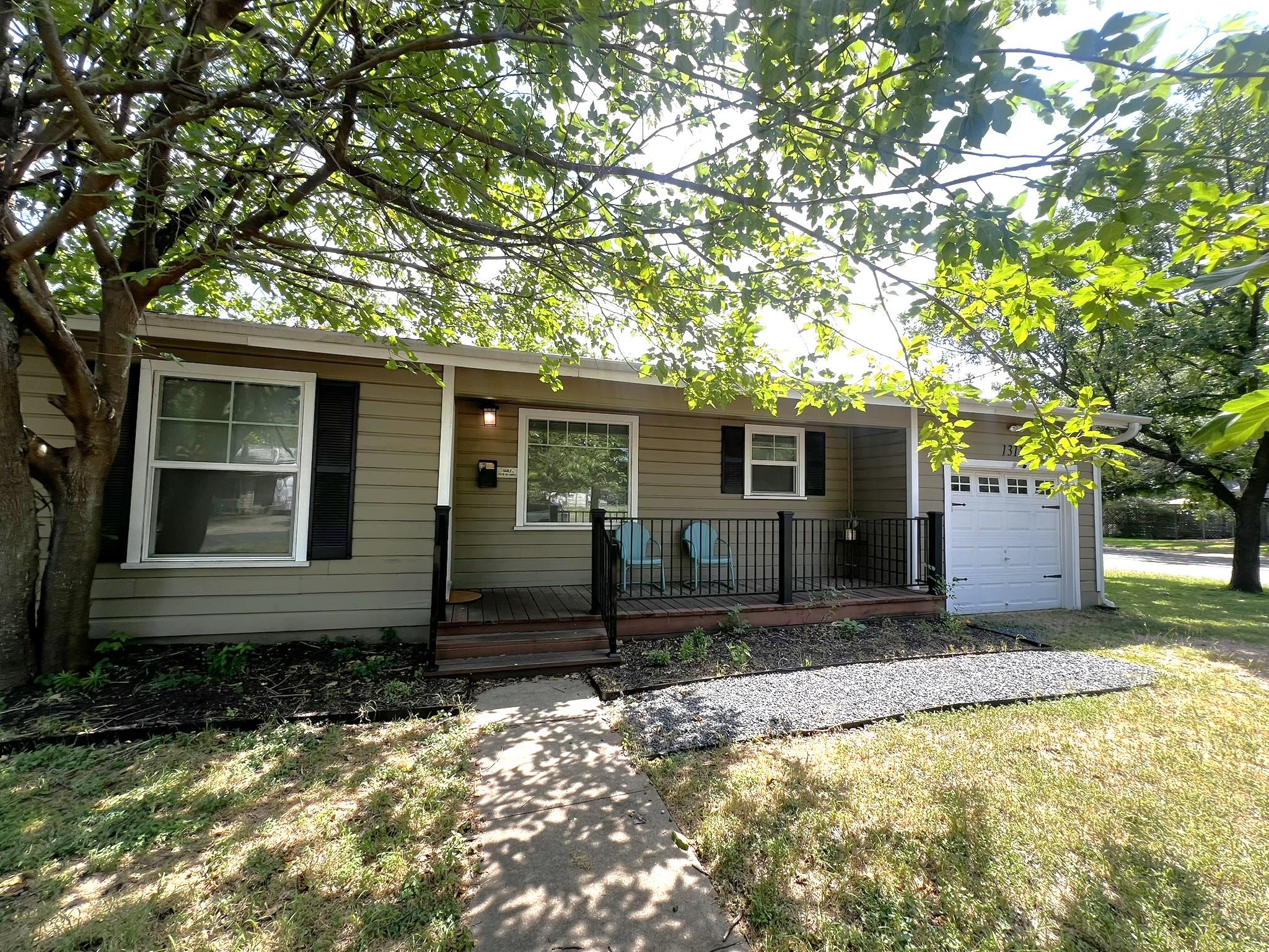 1311 Aggie Ln # A, Austin, TX 78757