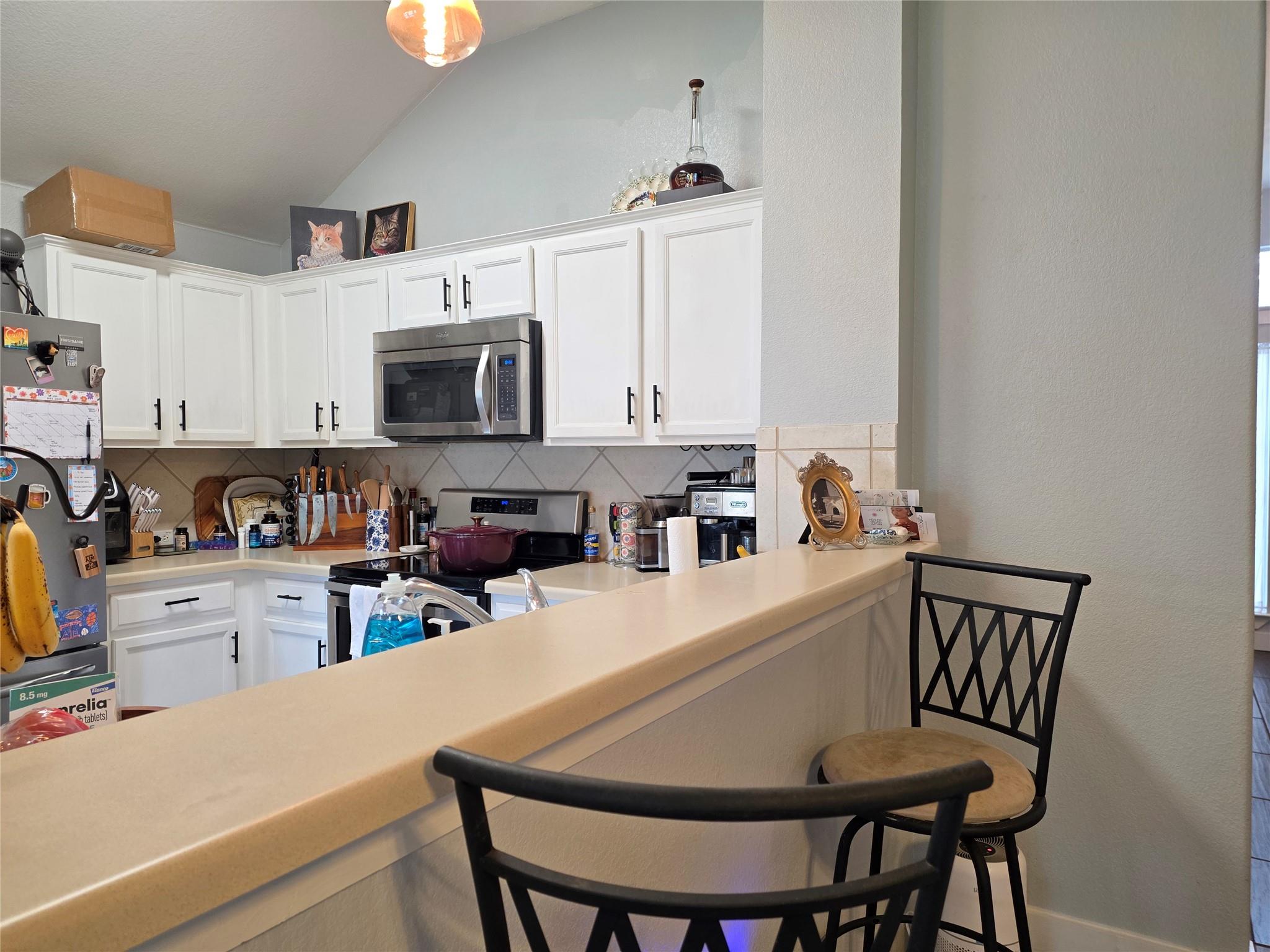 4017 Kerley Ct, Hutto, TX 78634