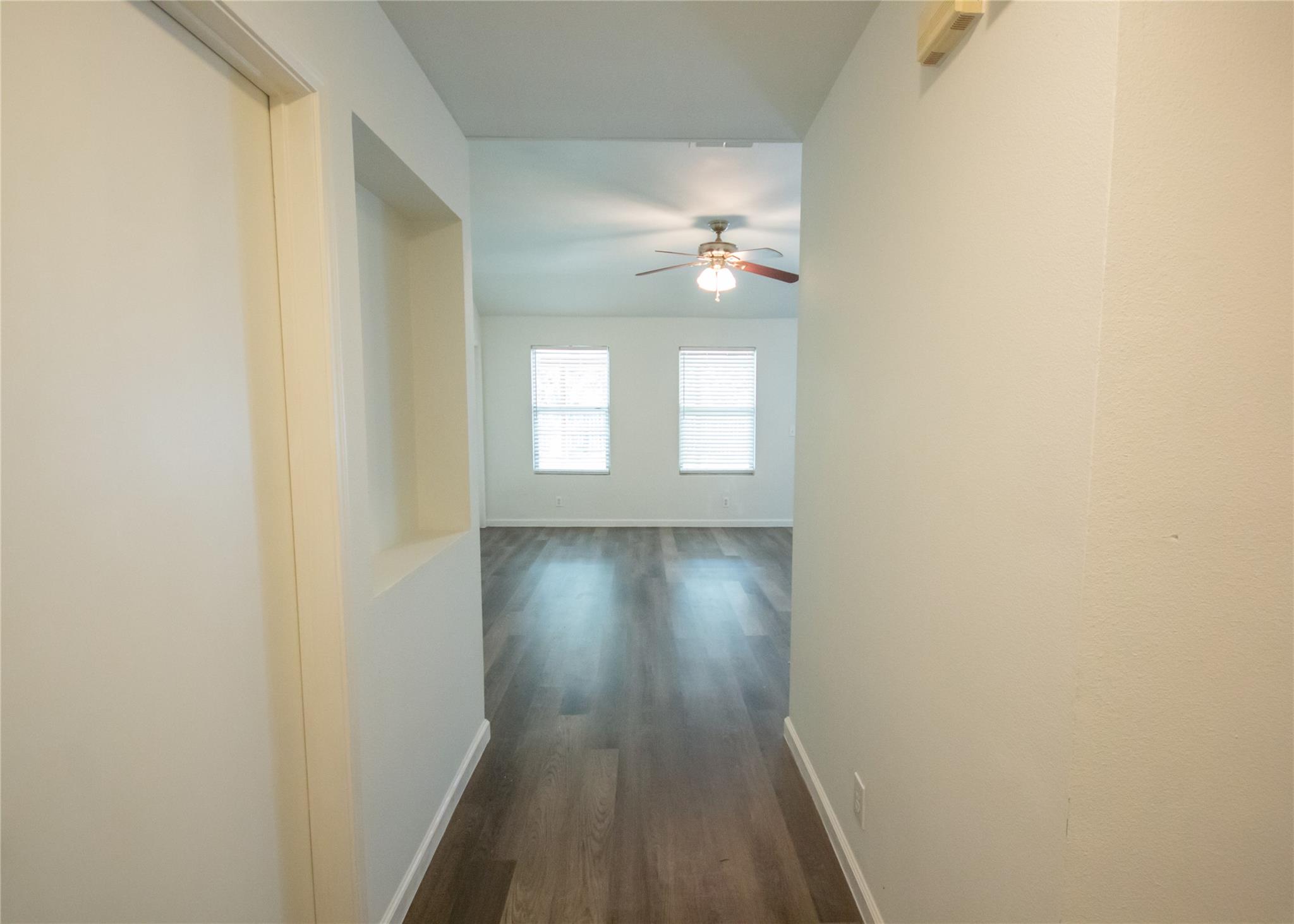 200 QUAIL Cir, Hutto, TX 78634