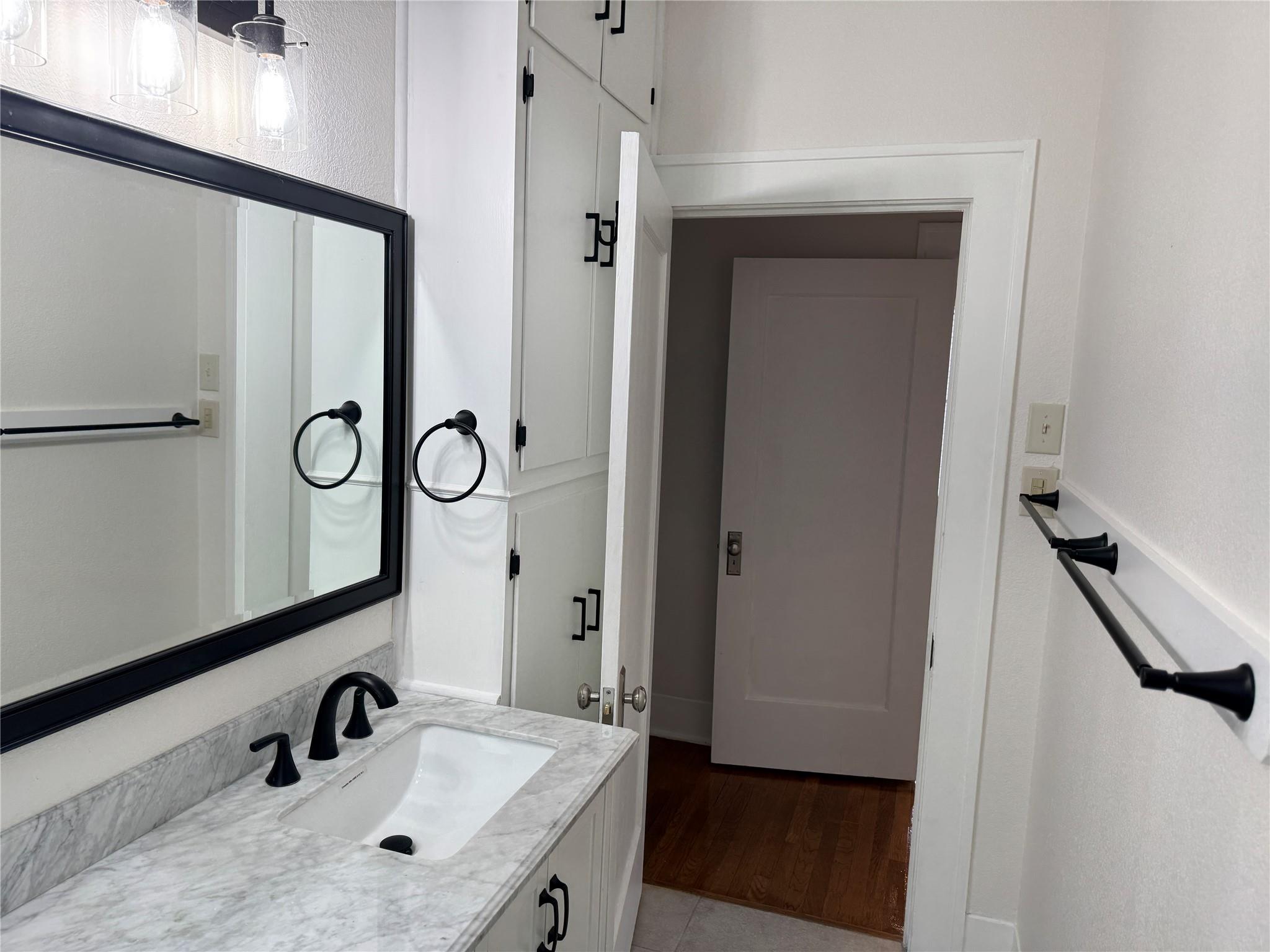 2842 Shoal Crest Ave, Austin, TX 78705
