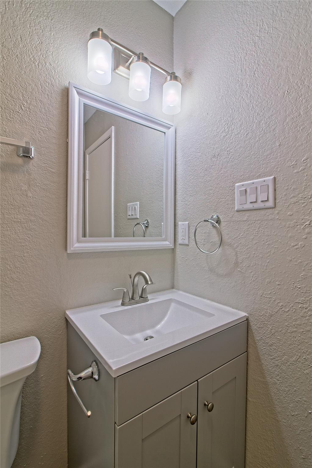 401 Hedgewood Dr # C, Georgetown, TX 78628