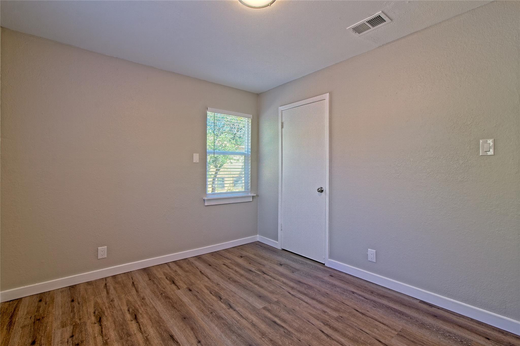 401 Hedgewood Dr # C, Georgetown, TX 78628