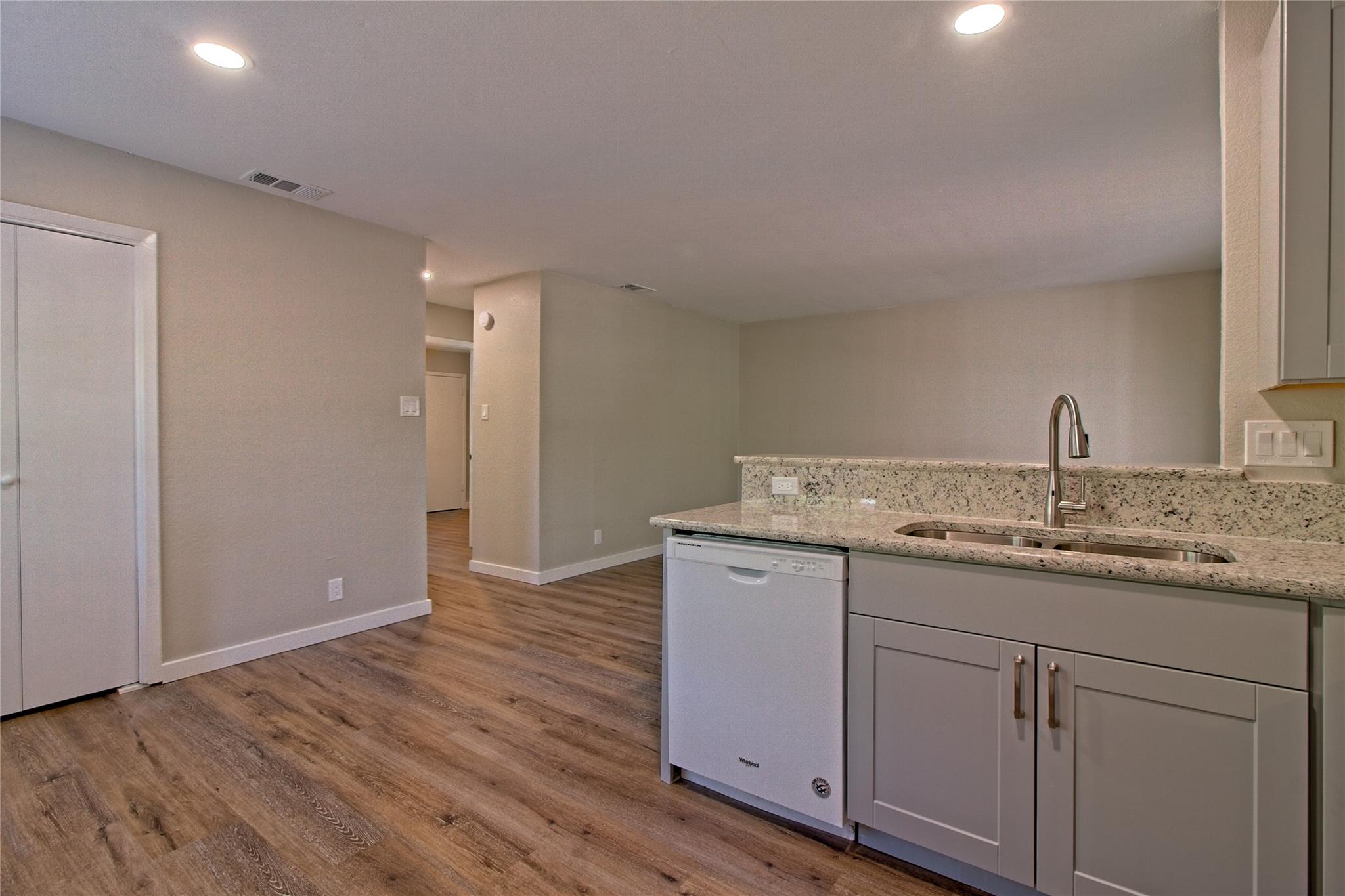 401 Hedgewood Dr # C, Georgetown, TX 78628