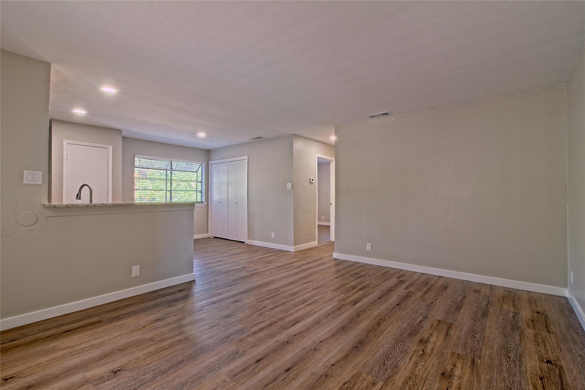 401 Hedgewood Dr # C, Georgetown, TX 78628
