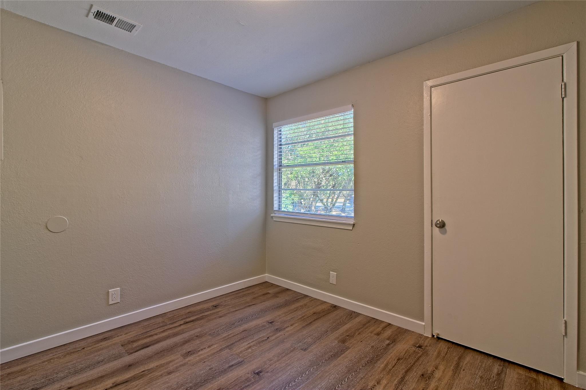 401 Hedgewood Dr # C, Georgetown, TX 78628