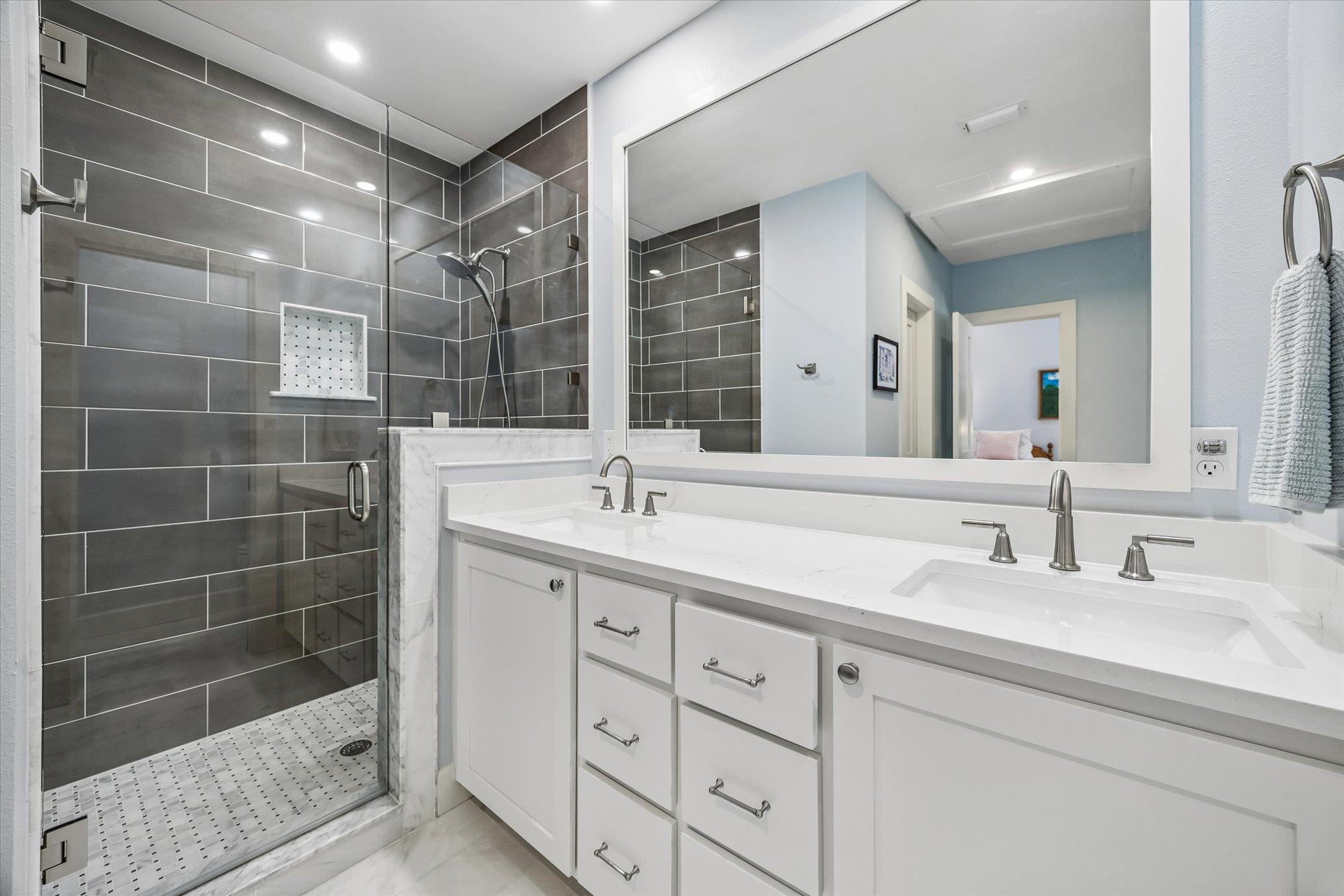 2708 W 35th St, Austin, TX 78703
