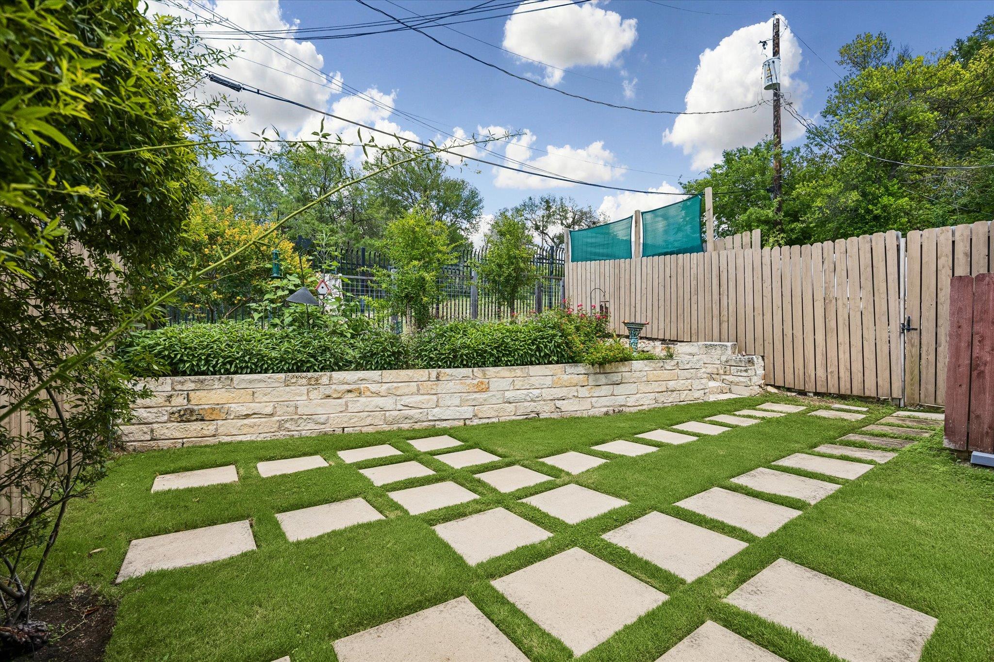 2708 W 35th St, Austin, TX 78703