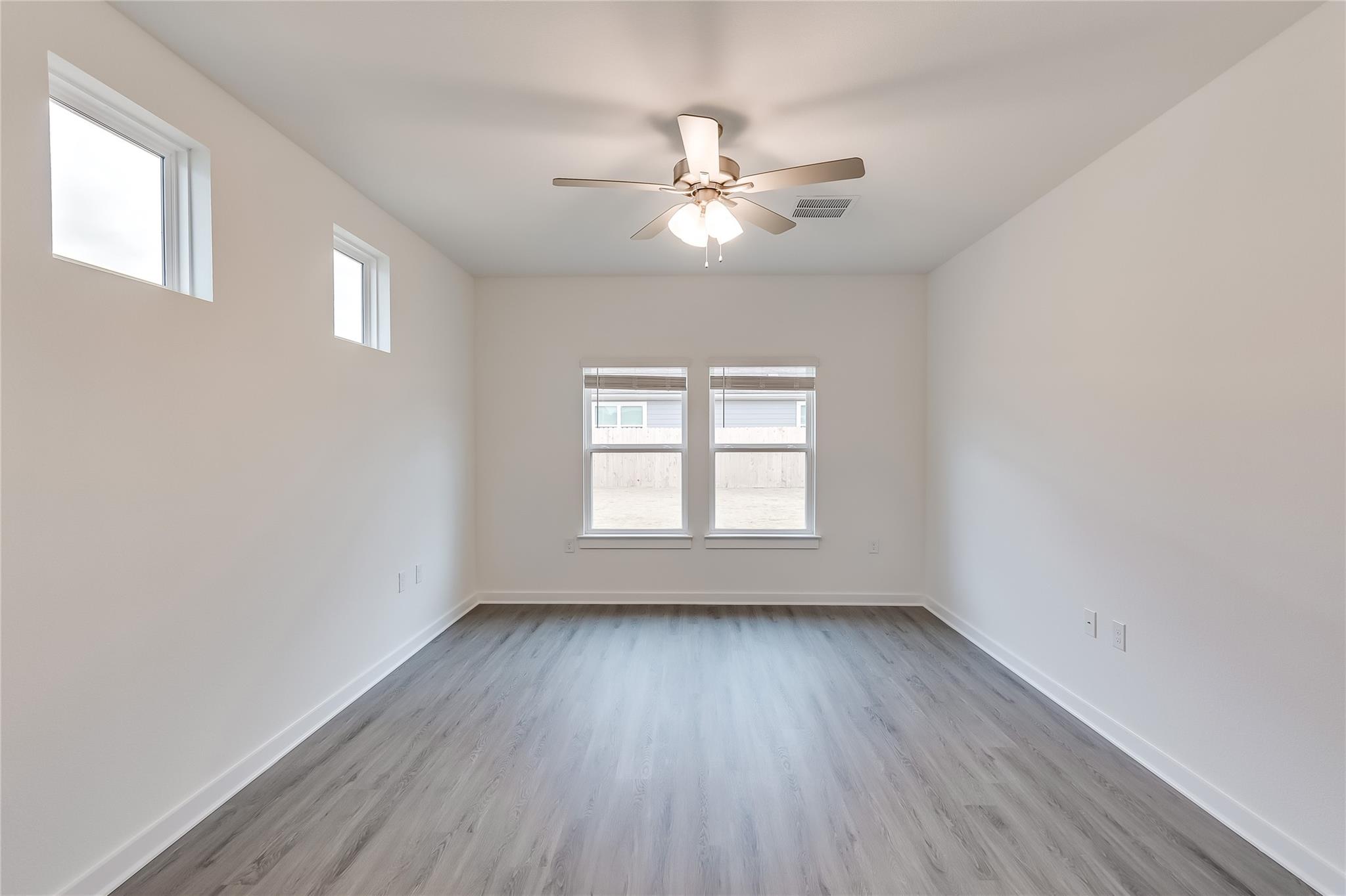 15501 Lustrous Amber Cv, Del Valle, TX 78617