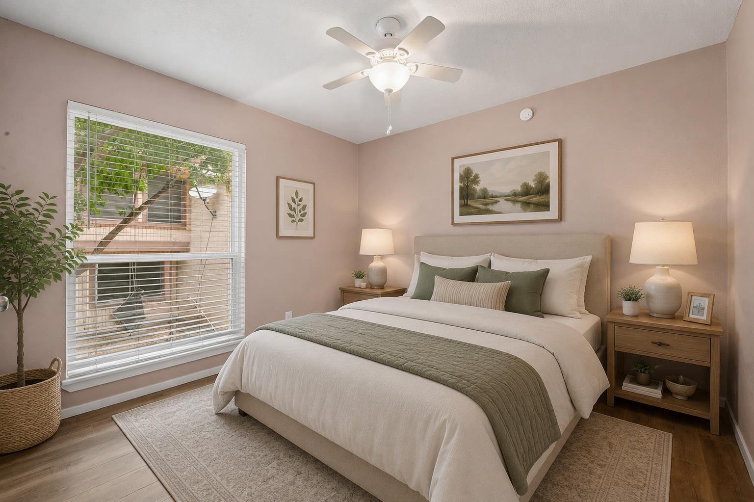 2124 Burton Dr # 204, Austin, TX 78741