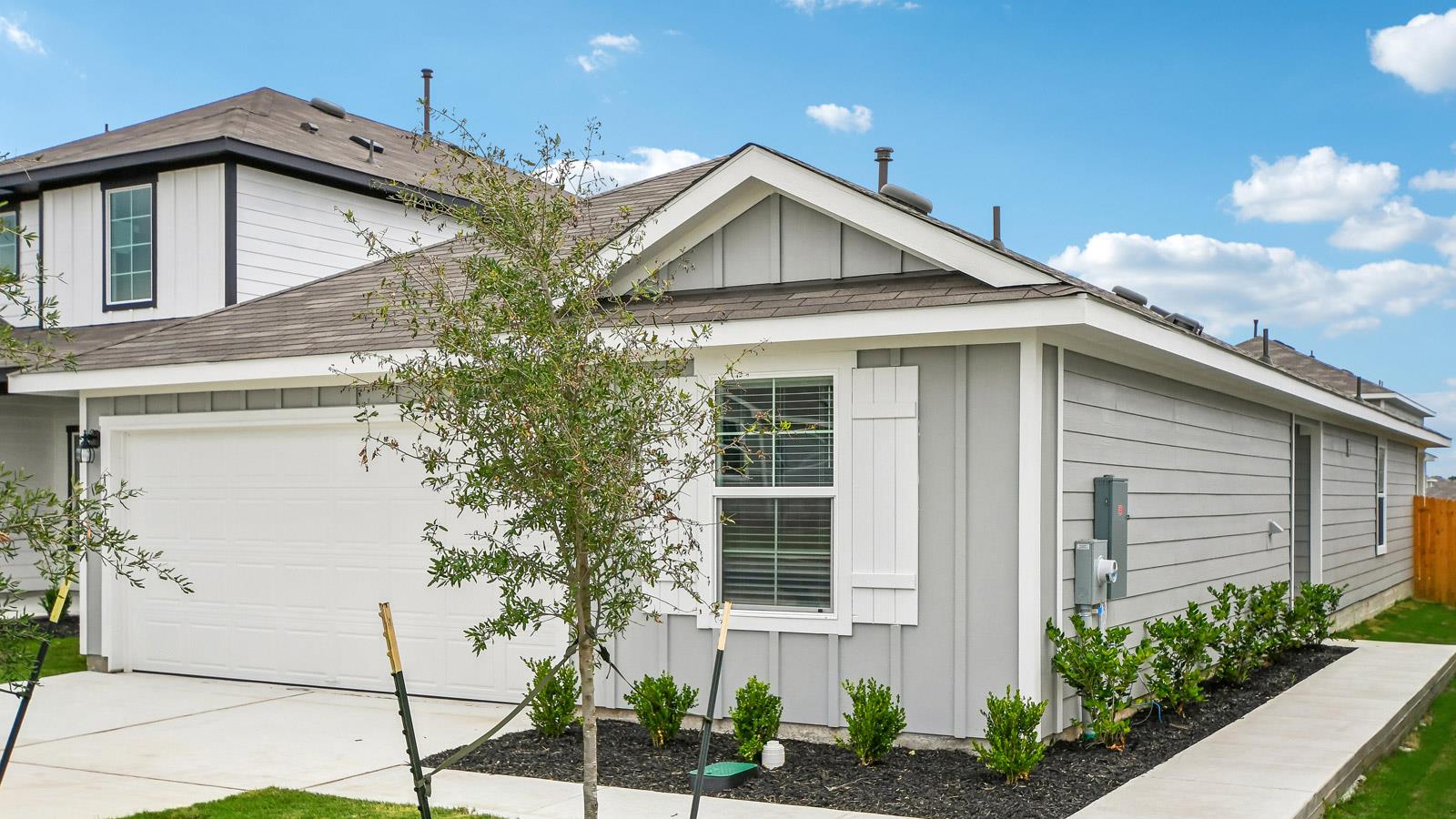 12101 Pike Bnd, Mustang Ridge, TX 78610