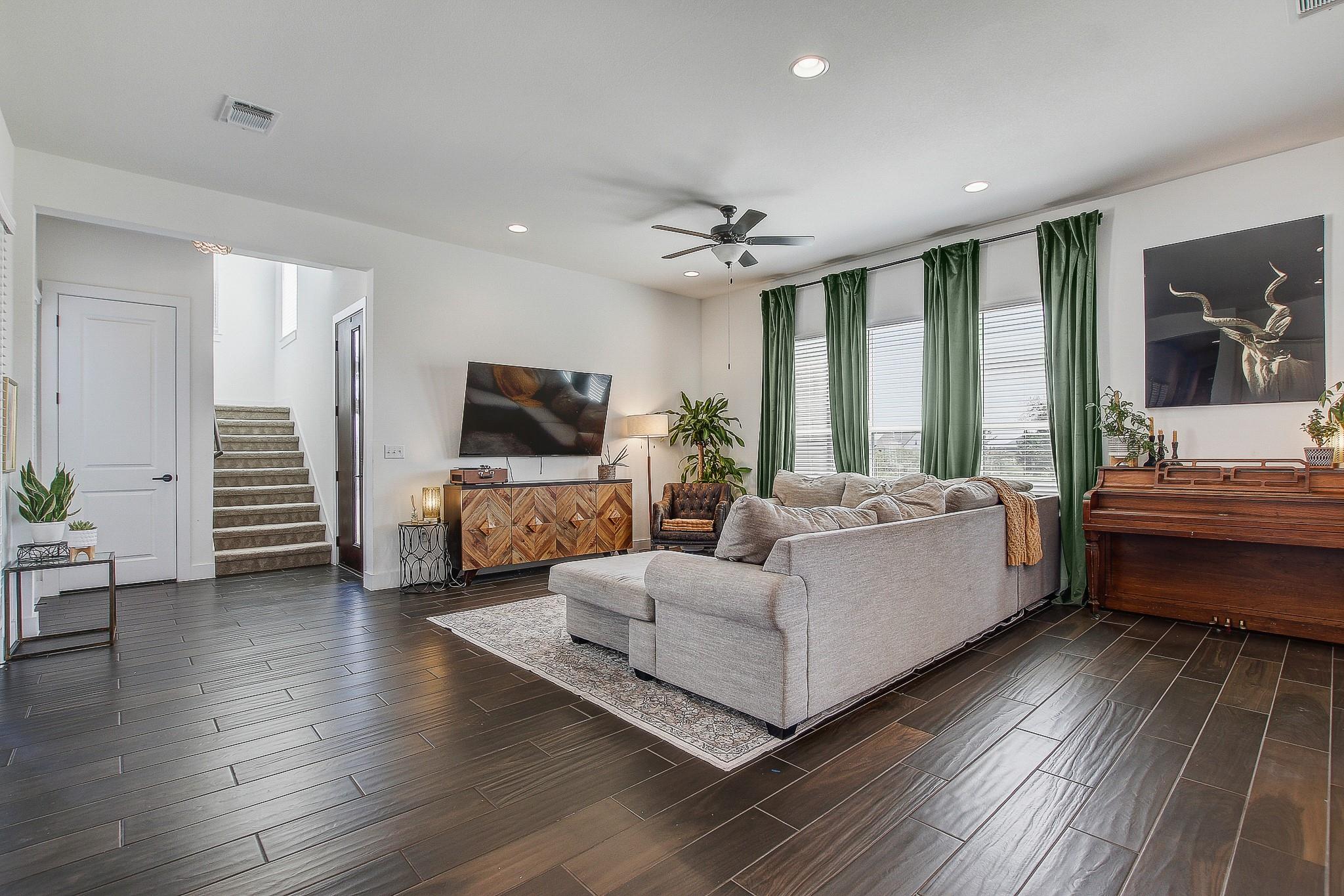 9208 Apogee Blvd, Austin, TX 78744