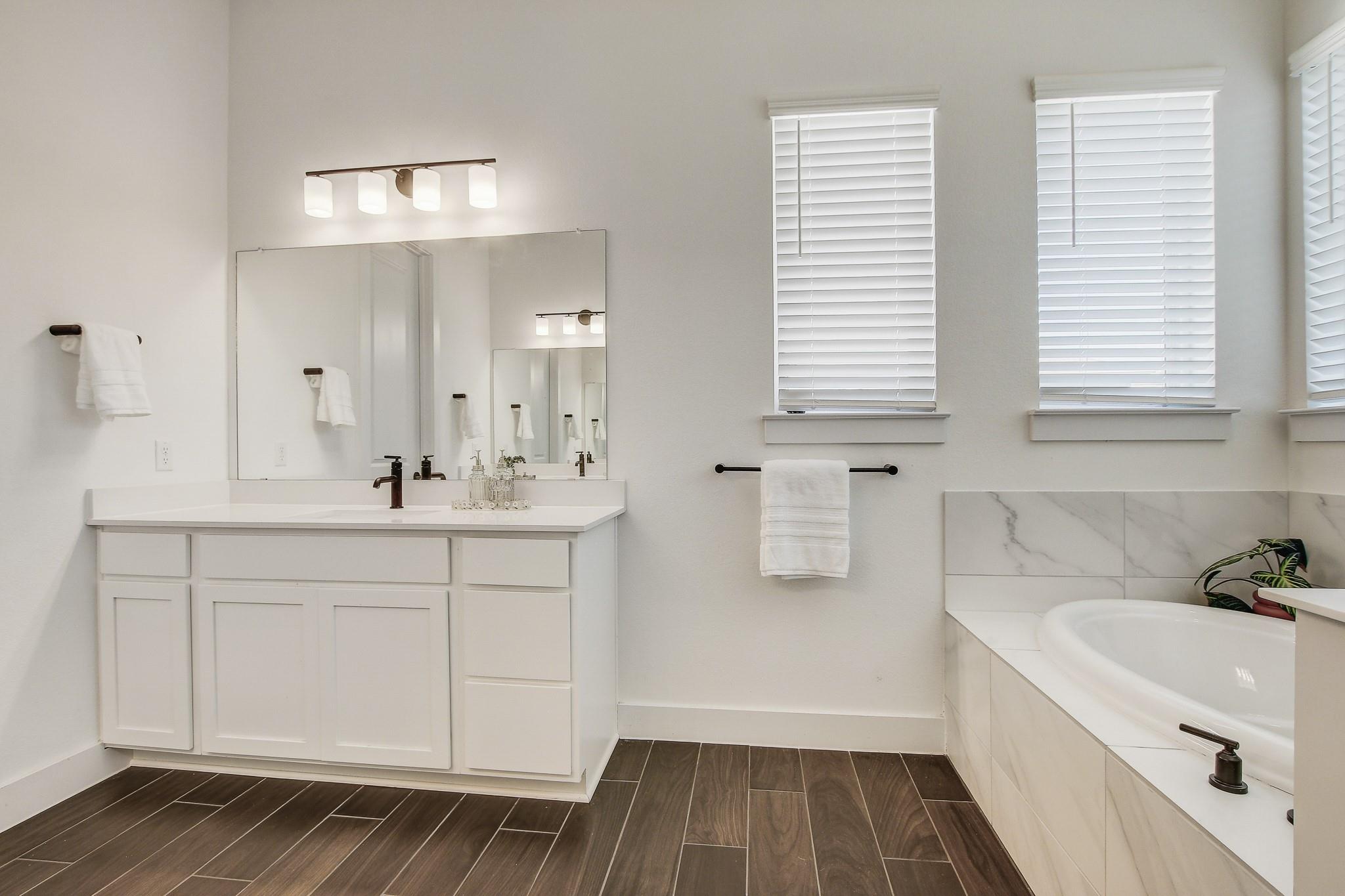 9208 Apogee Blvd, Austin, TX 78744