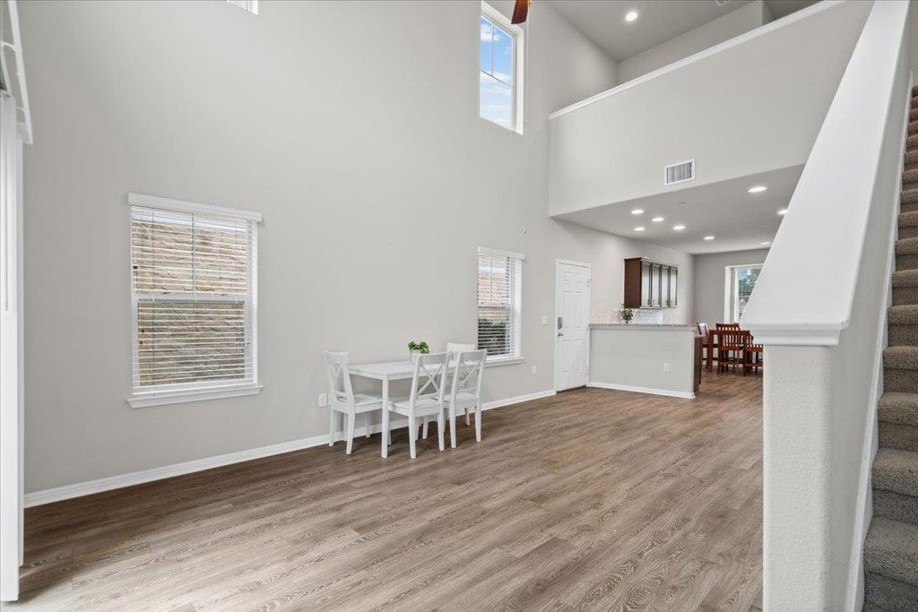 516 E Slaughter Ln # 2104, Austin, TX 78744
