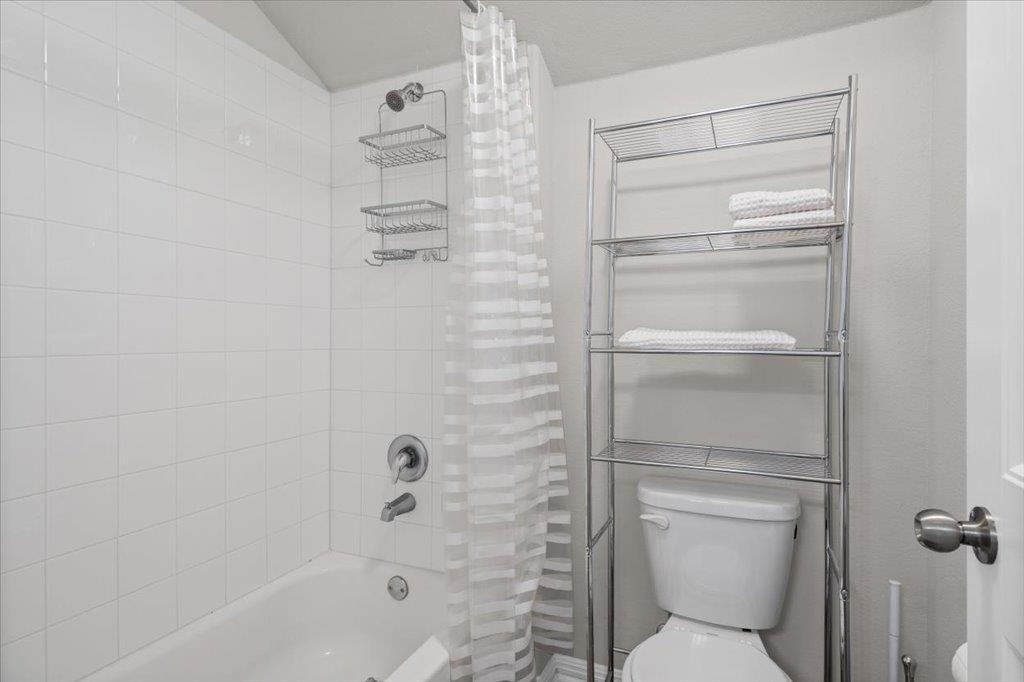 516 E Slaughter Ln # 2104, Austin, TX 78744