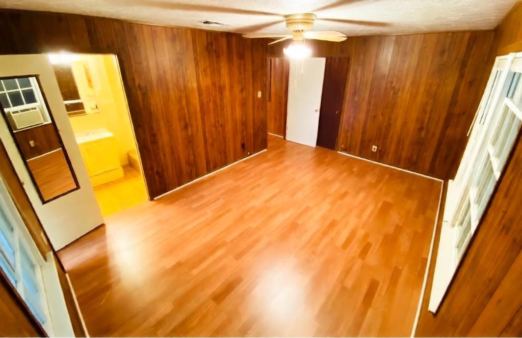 365 E Irby St, Beaumont, TX 77705