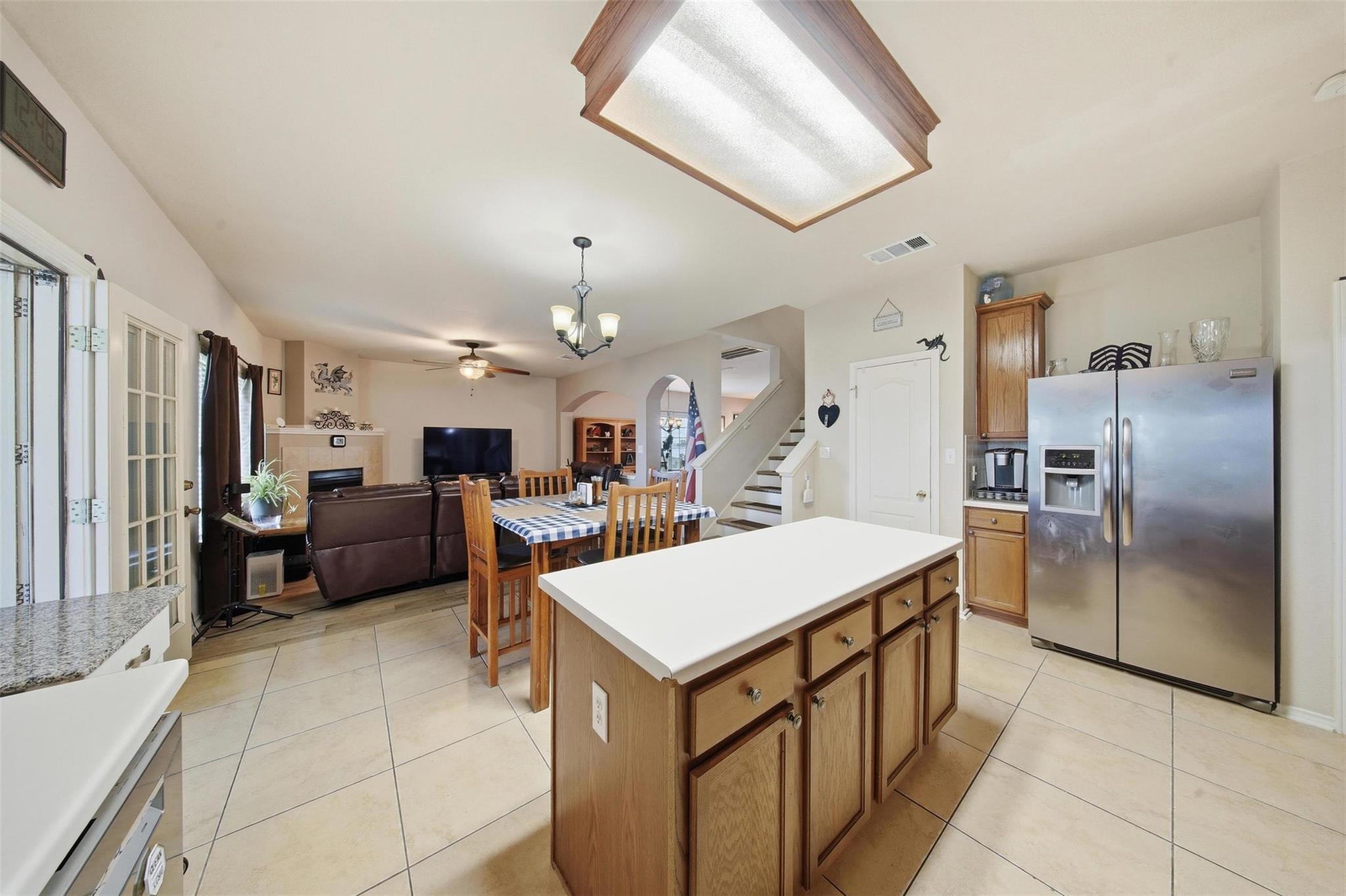 109 Morningside Cir, Hutto, TX 78634